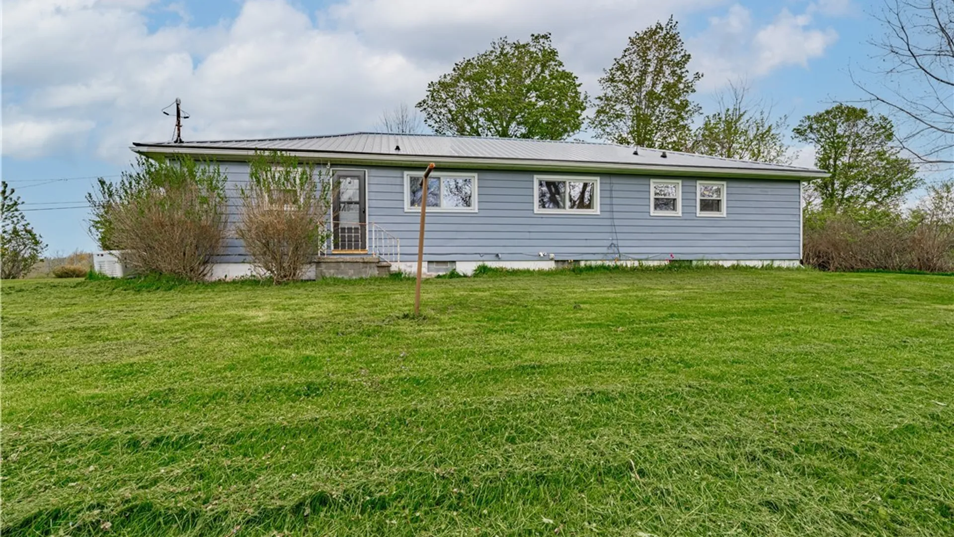 Property at 7964 Chestnut Ridge Road, Royalton, NY 14067 33
