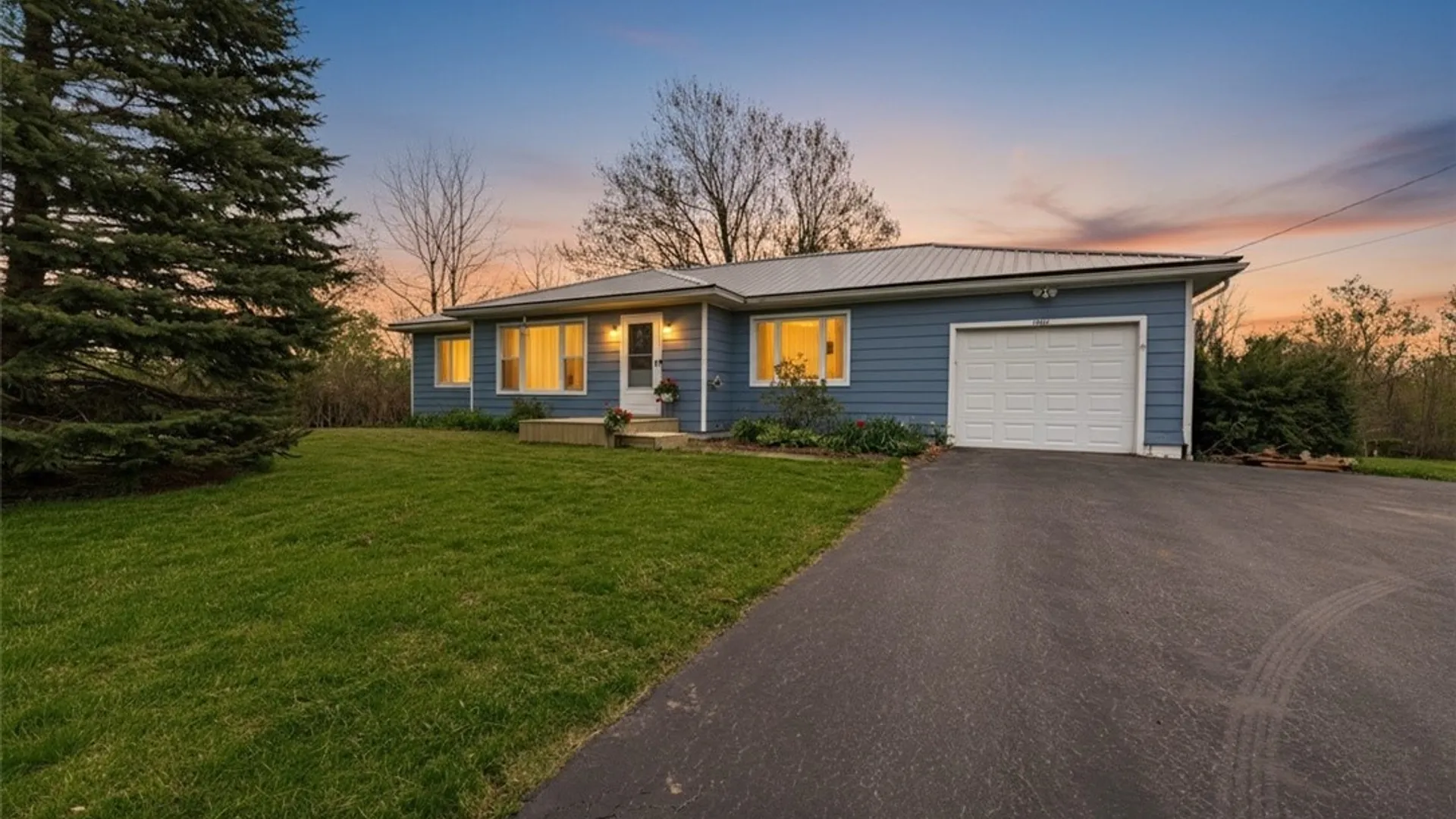 Property at 7964 Chestnut Ridge Road, Royalton, NY 14067 5