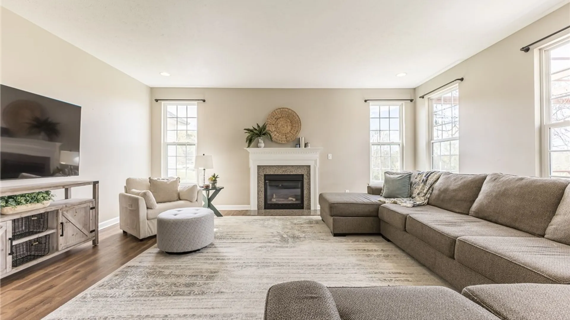 Property at 6594 Bradhurst Street, Victor, NY 14564 21