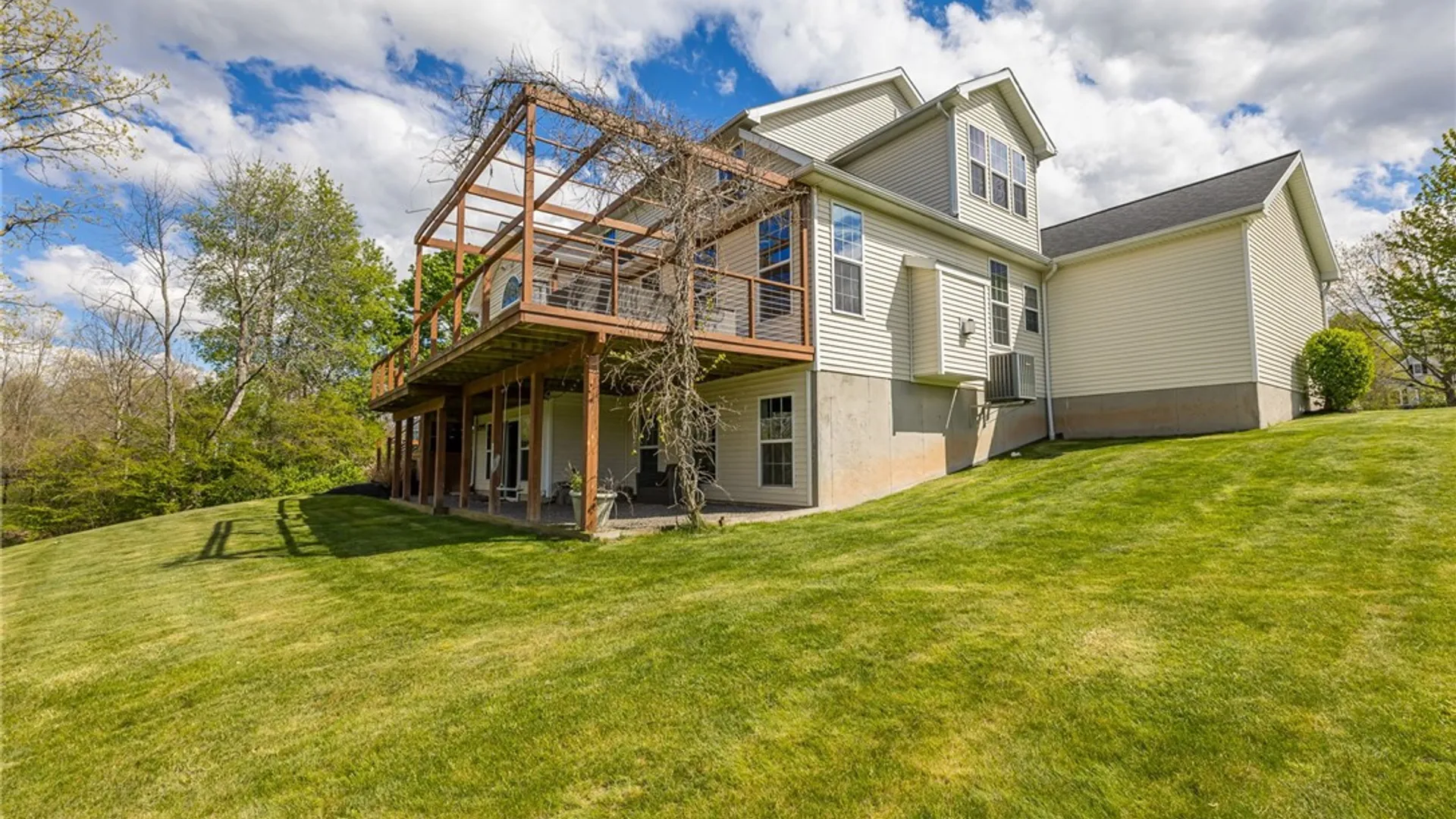 Property at 6594 Bradhurst Street, Victor, NY 14564 45
