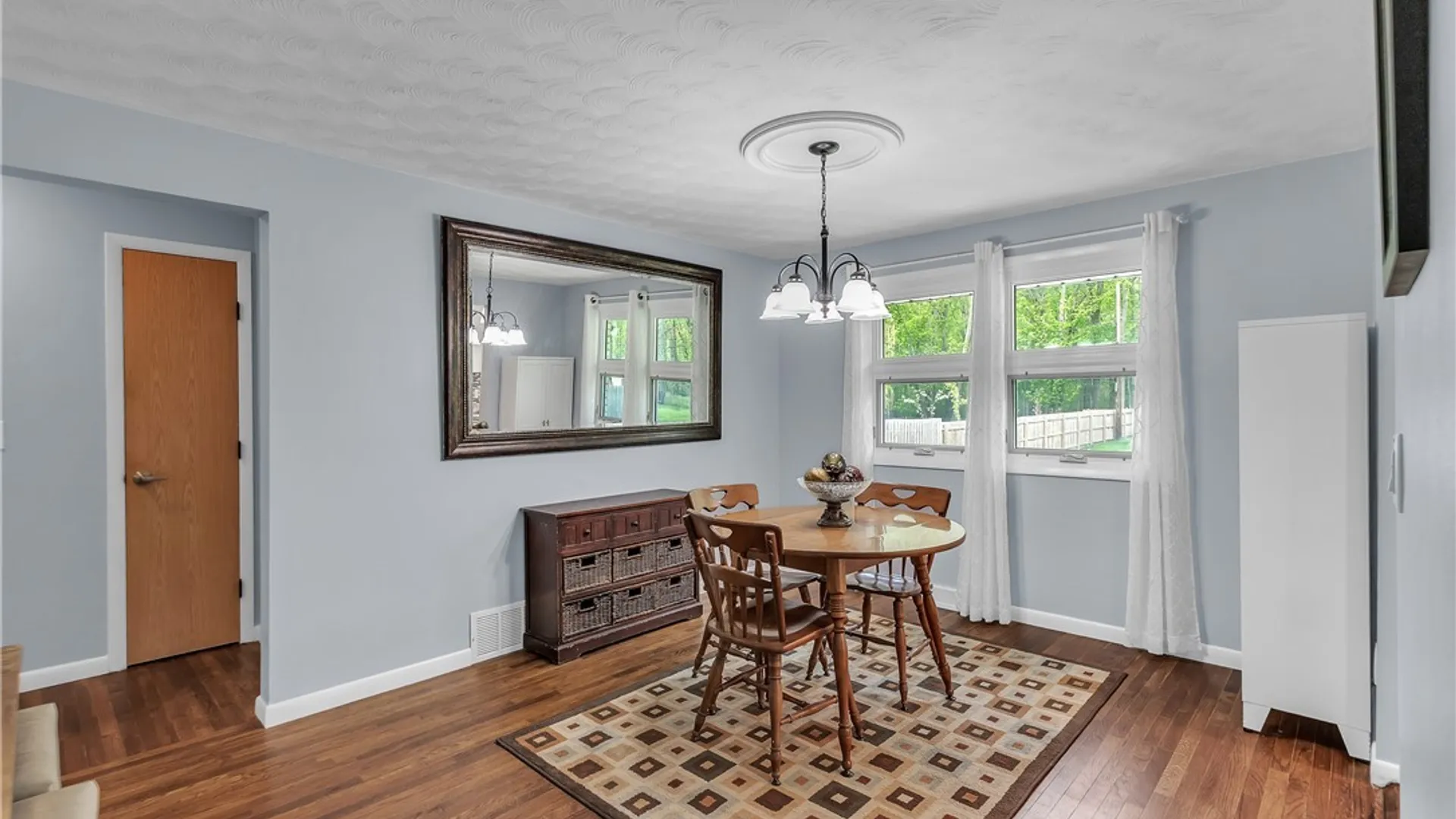 Property at 53 Burgundy Ter, Amherst, NY 14228 32