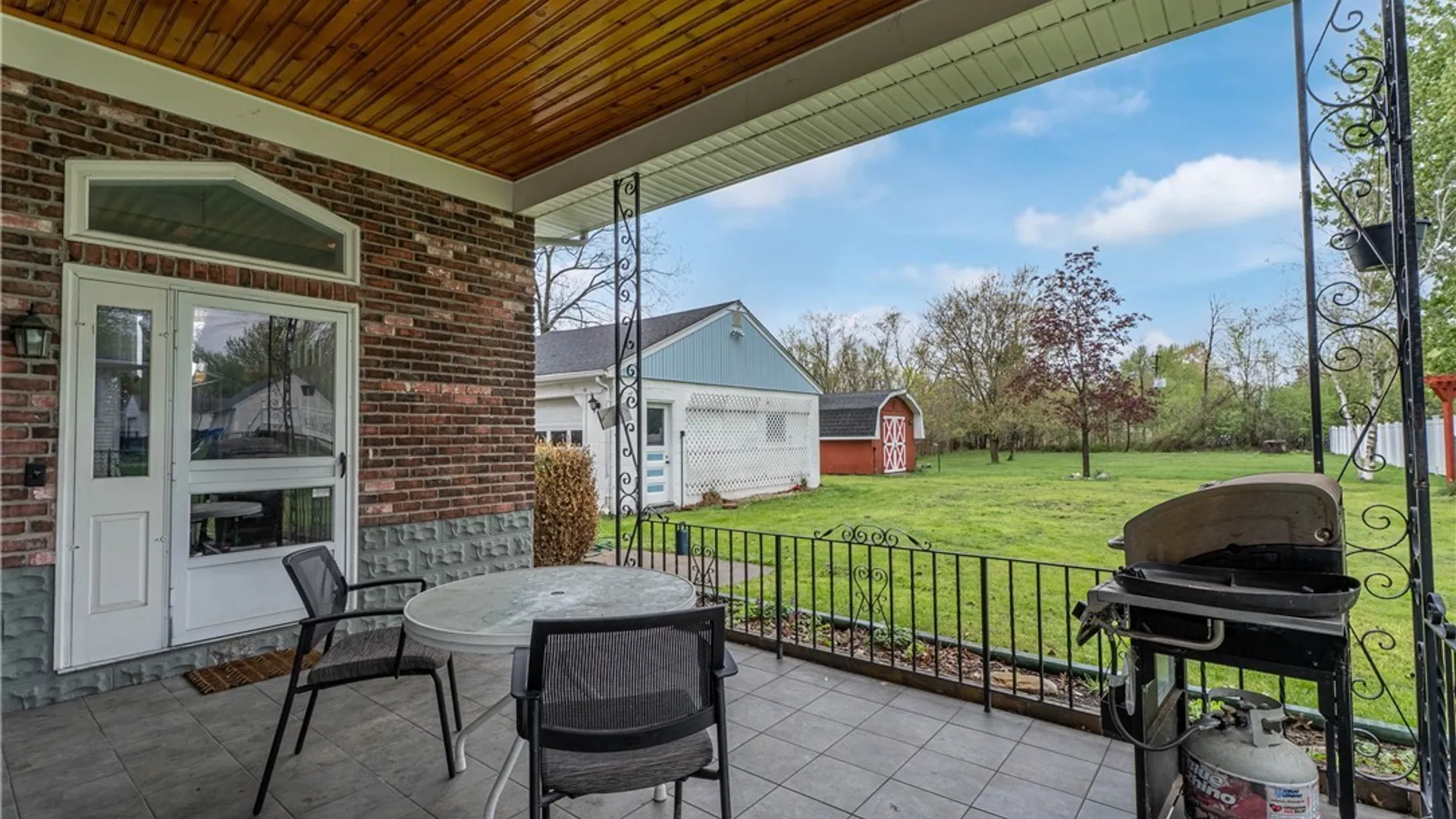 Property at 30 Woodbine Avenue, West Seneca, NY 14224 43
