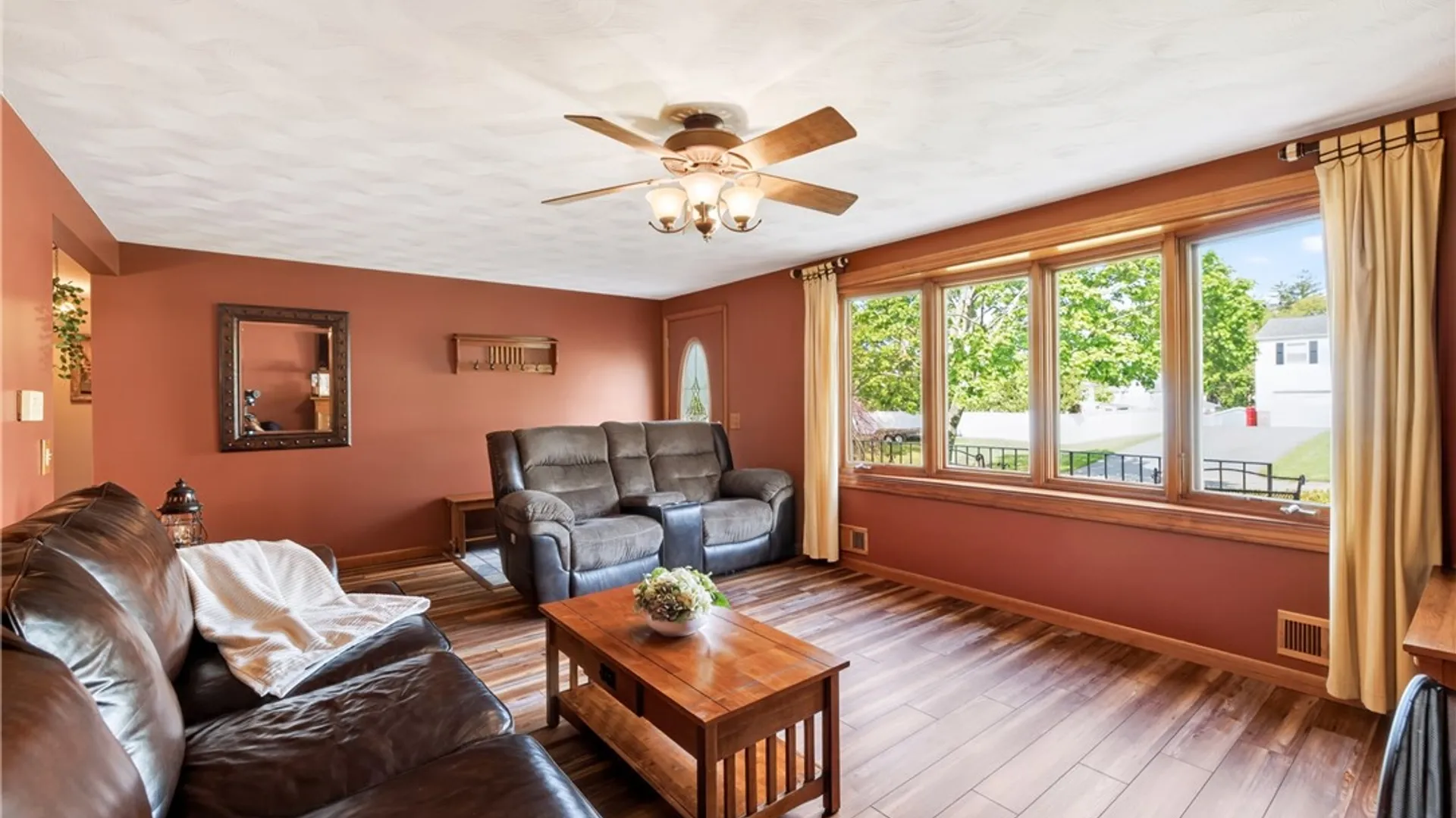 Property at 11 Aldrich Drive, Palmyra, NY 14522 14