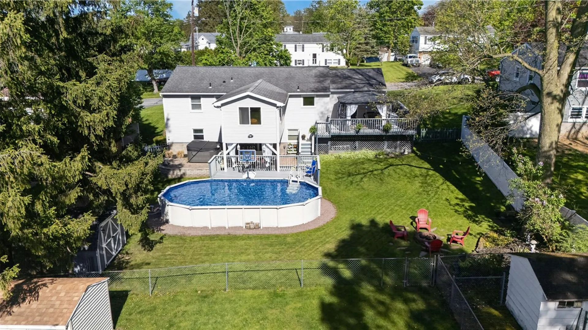 Property at 11 Aldrich Drive, Palmyra, NY 14522 35