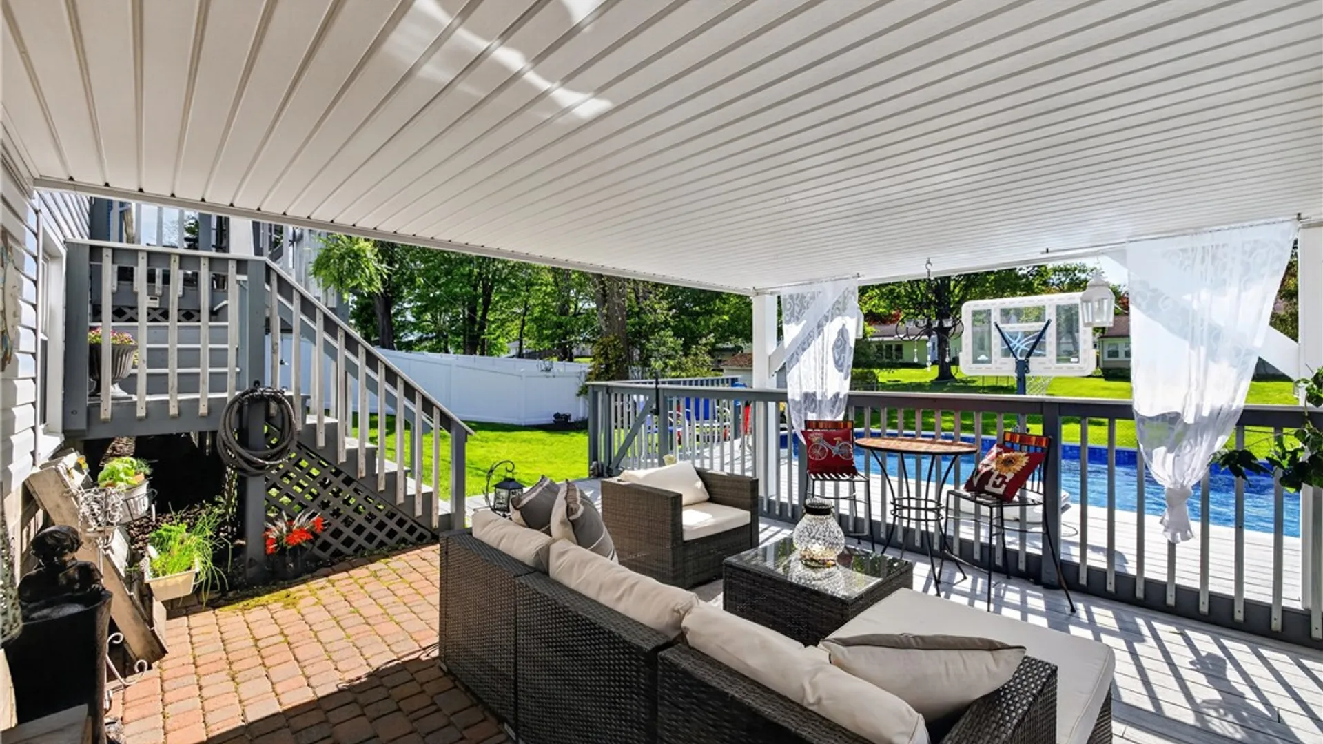 Property at 11 Aldrich Drive, Palmyra, NY 14522 4