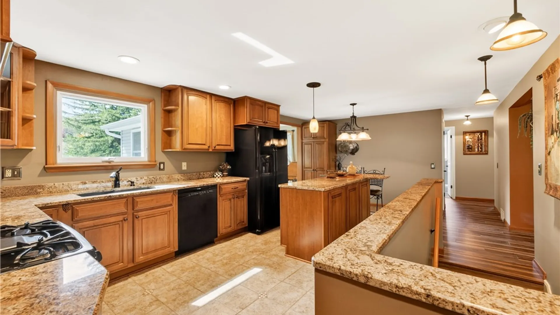 Property at 11 Aldrich Drive, Palmyra, NY 14522 8