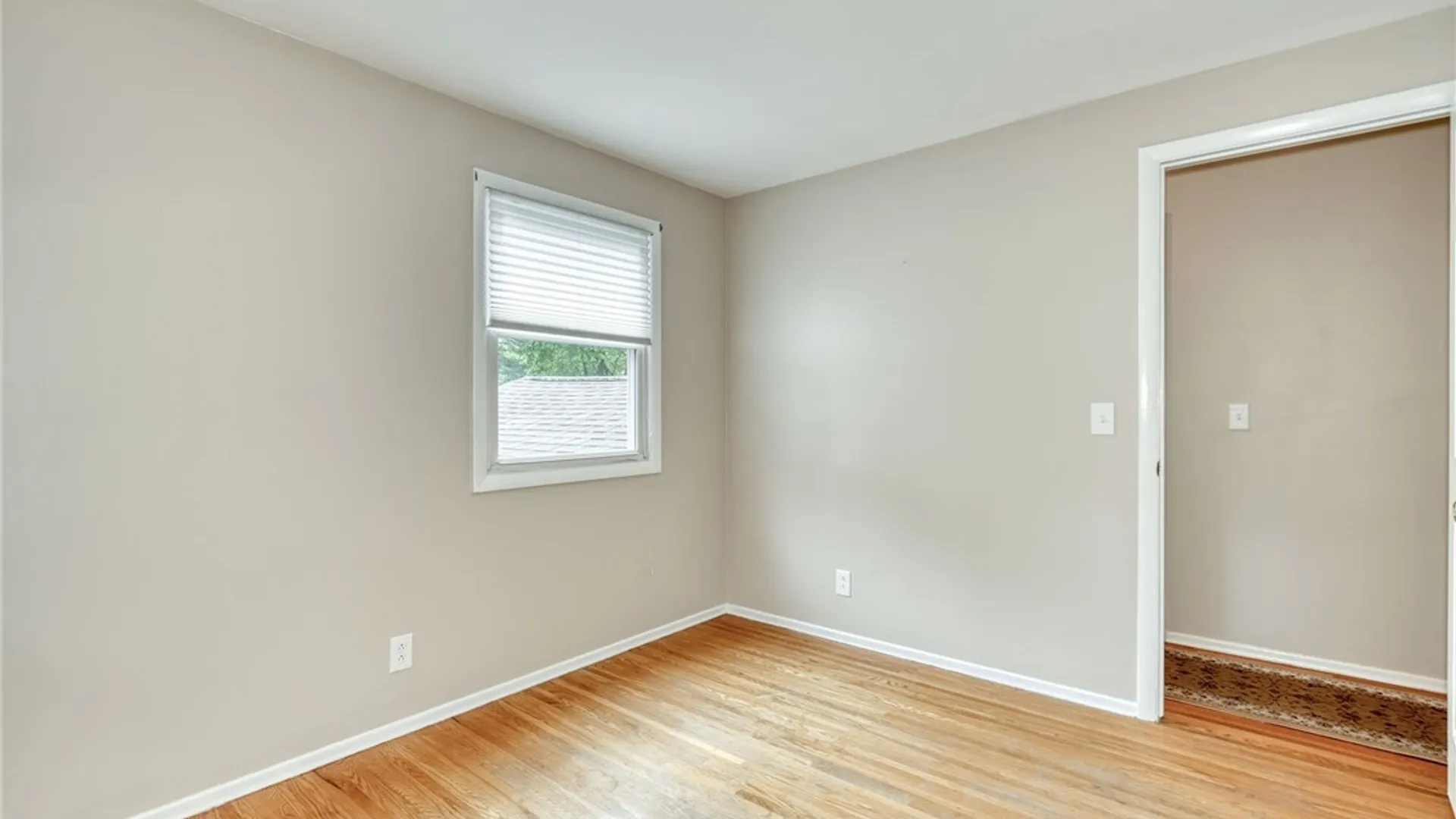 Property at 160 Courtly Circle, Greece, NY 14615 25