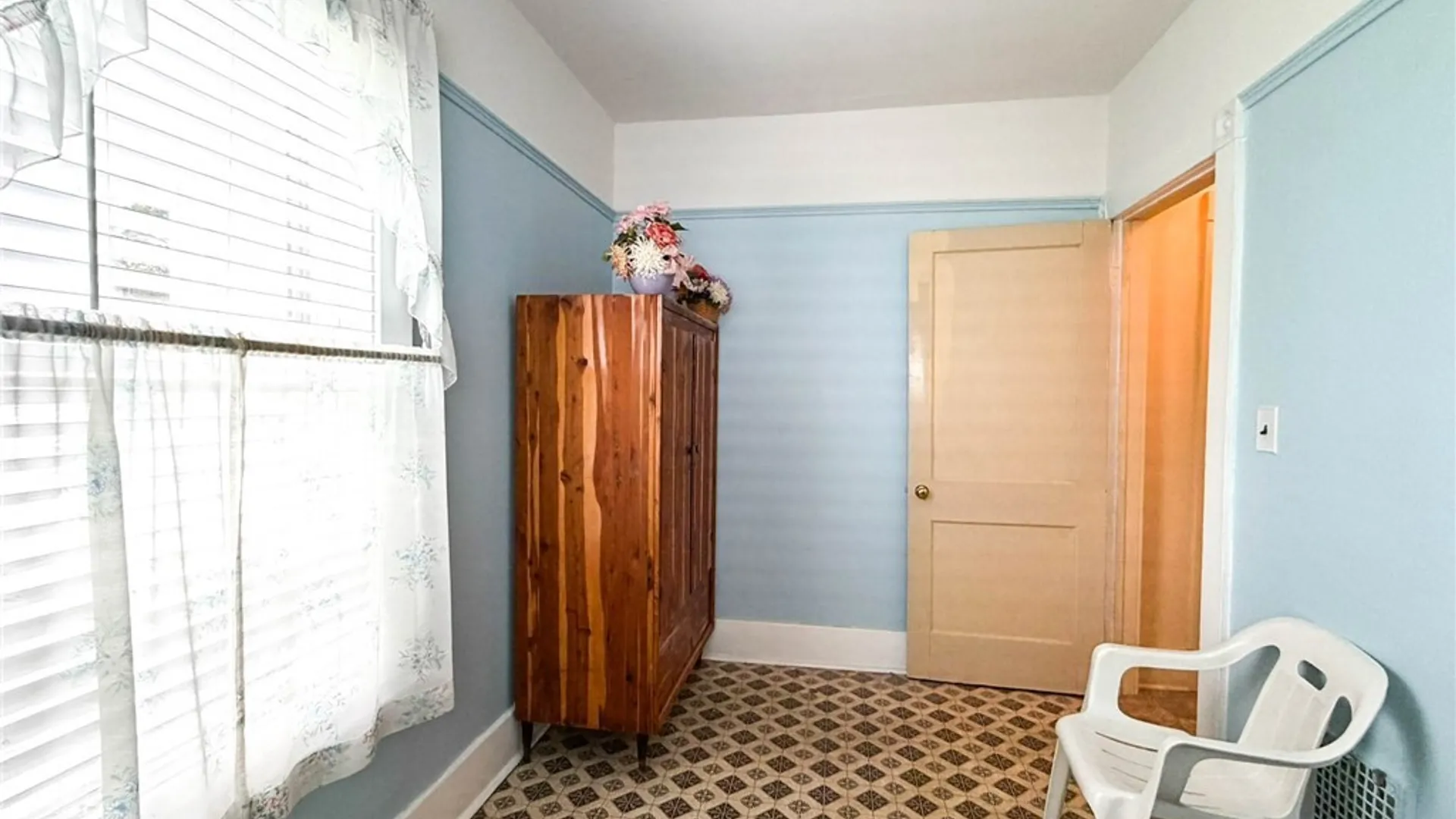 Property at 1162 Hammond Avenue, Utica, NY 13501 17