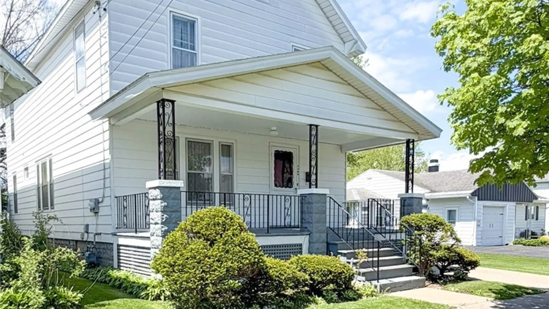 Property at 1162 Hammond Avenue, Utica, NY 13501 3
