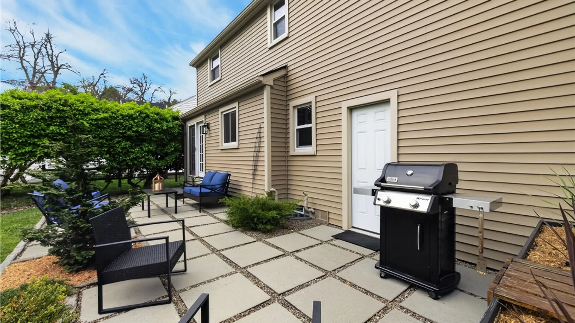 Property at 20 Hertford Way, Brighton, NY 14610 4