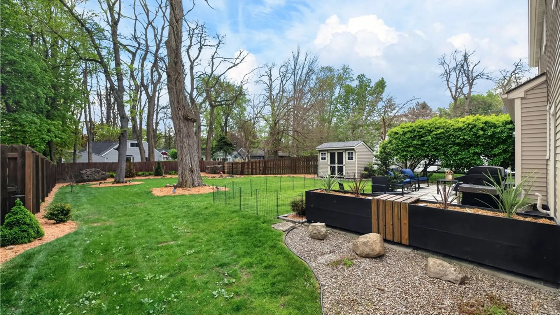Property at 20 Hertford Way, Brighton, NY 14610 7