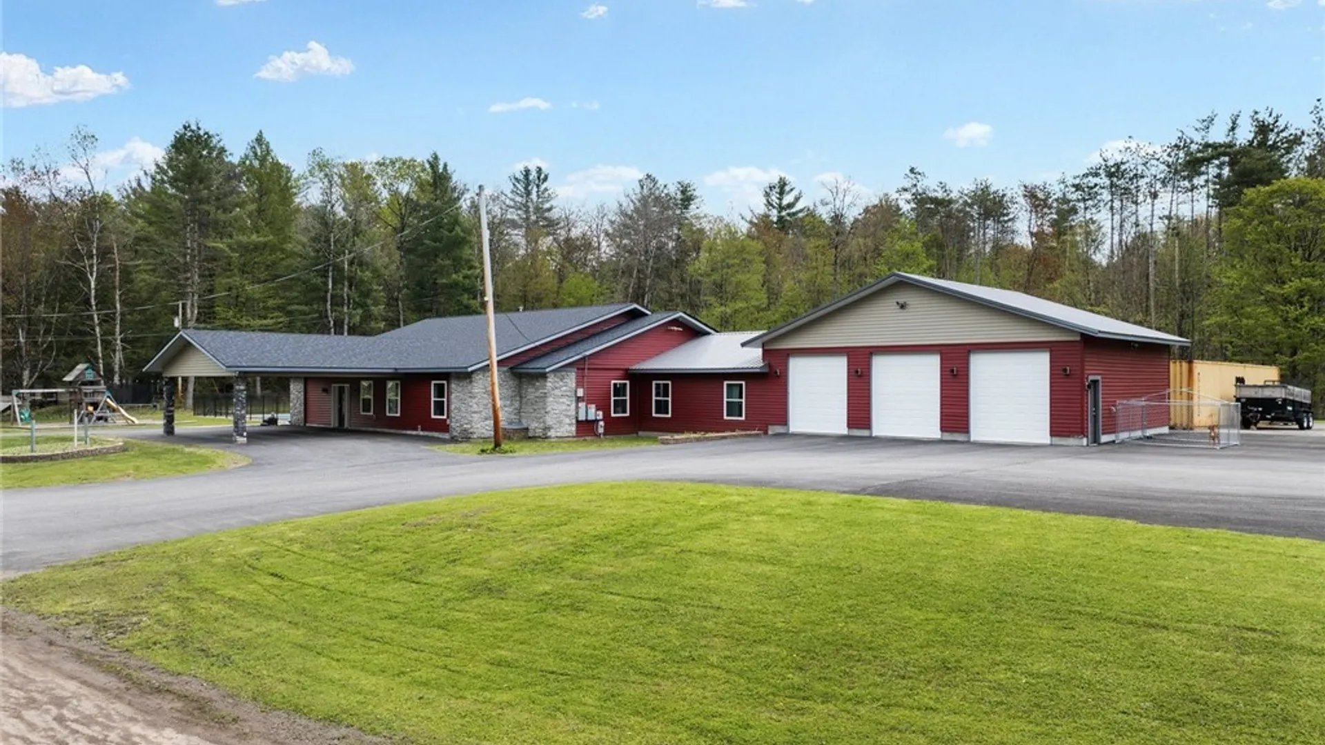 Property at 8362 Pinecrest Drive, Rome, NY 13440 4