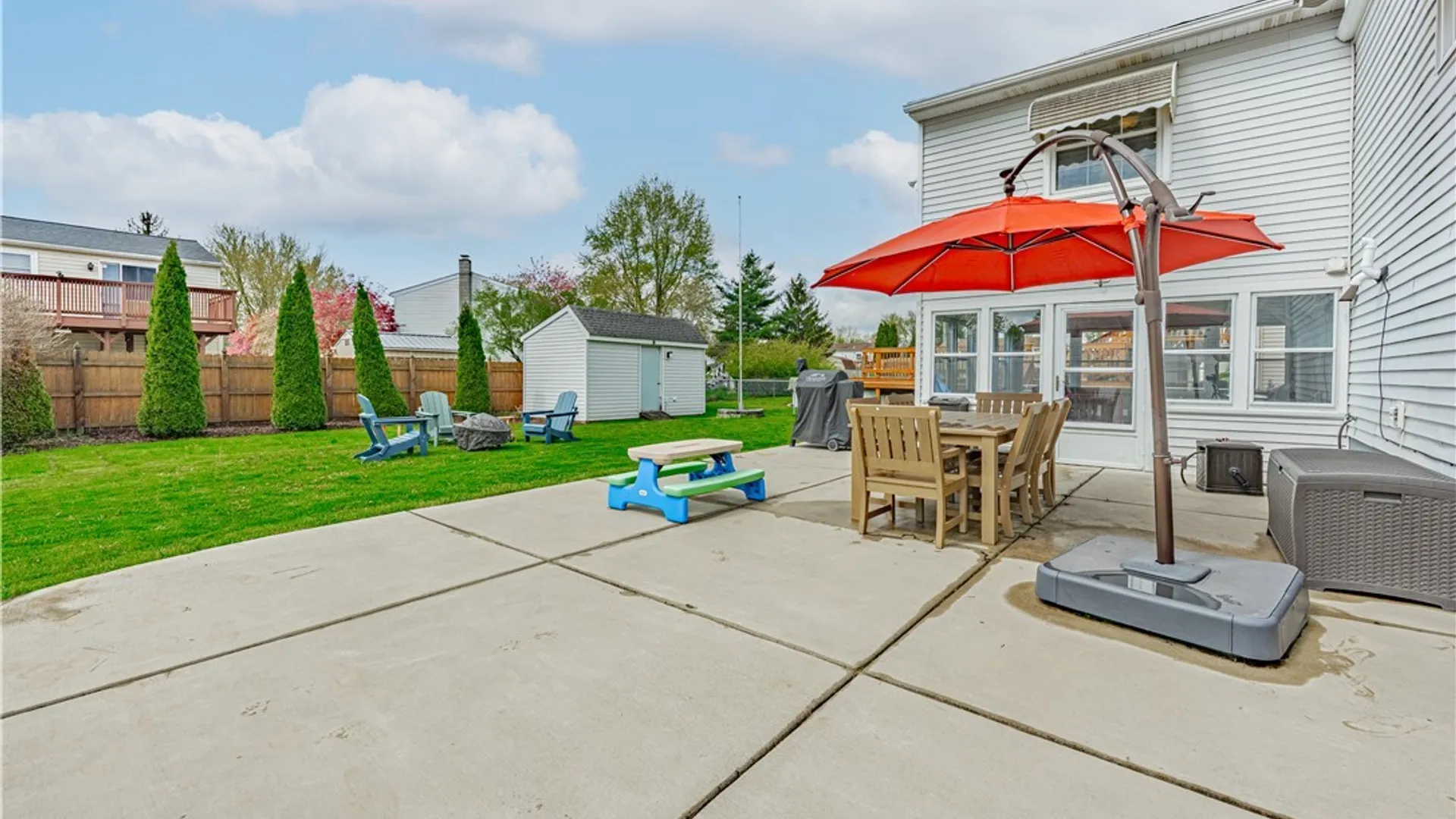 Property at 6932 Academy Lane, Lockport Town, NY 14094 44