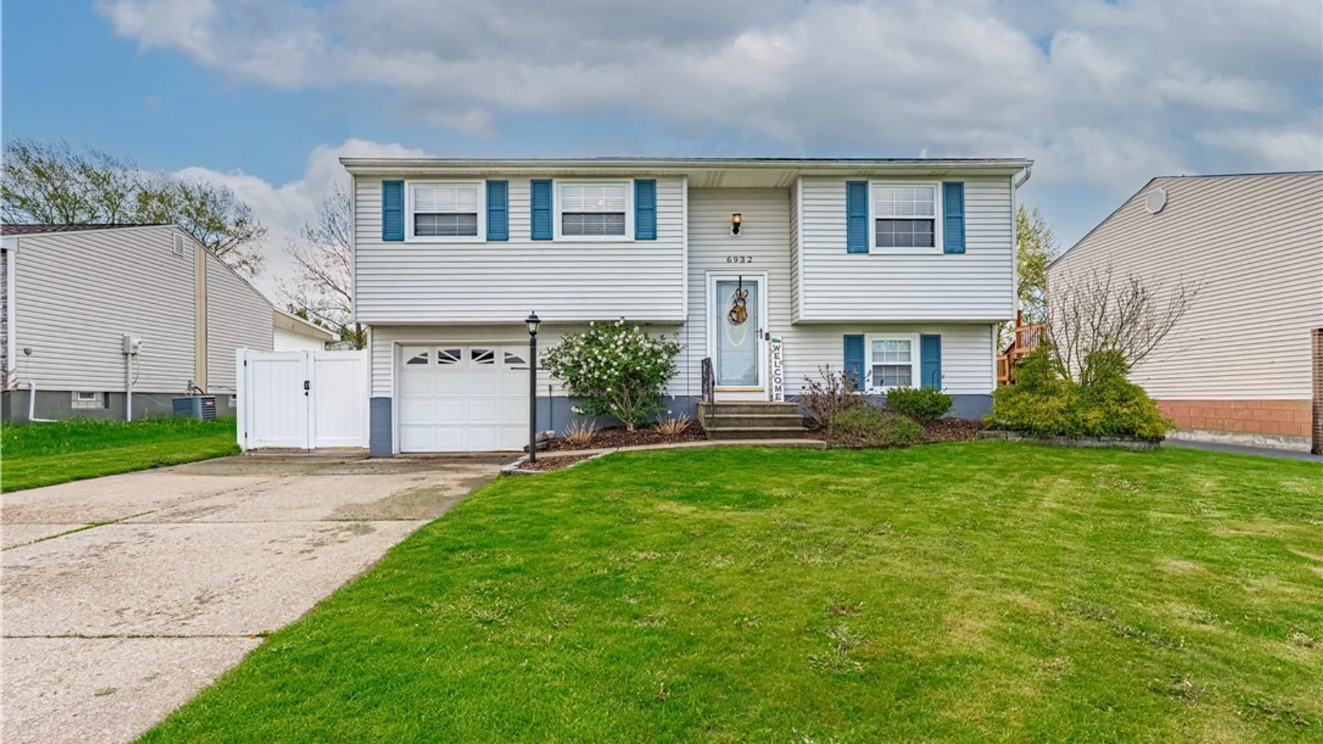 Property at 6932 Academy Lane, Lockport Town, NY 14094 49