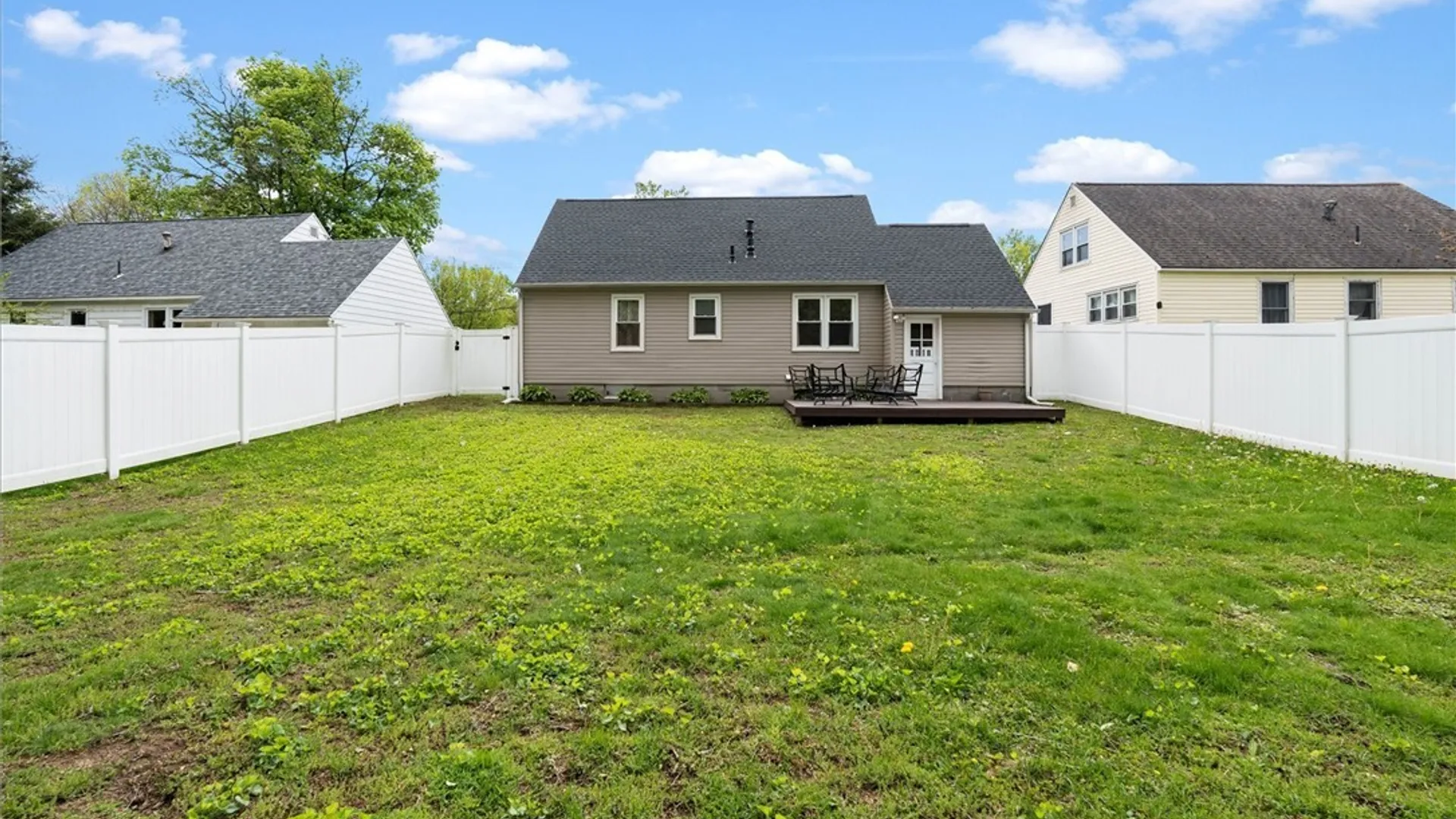 Property at 150 Crystal Drive, Clay, NY 13212 38