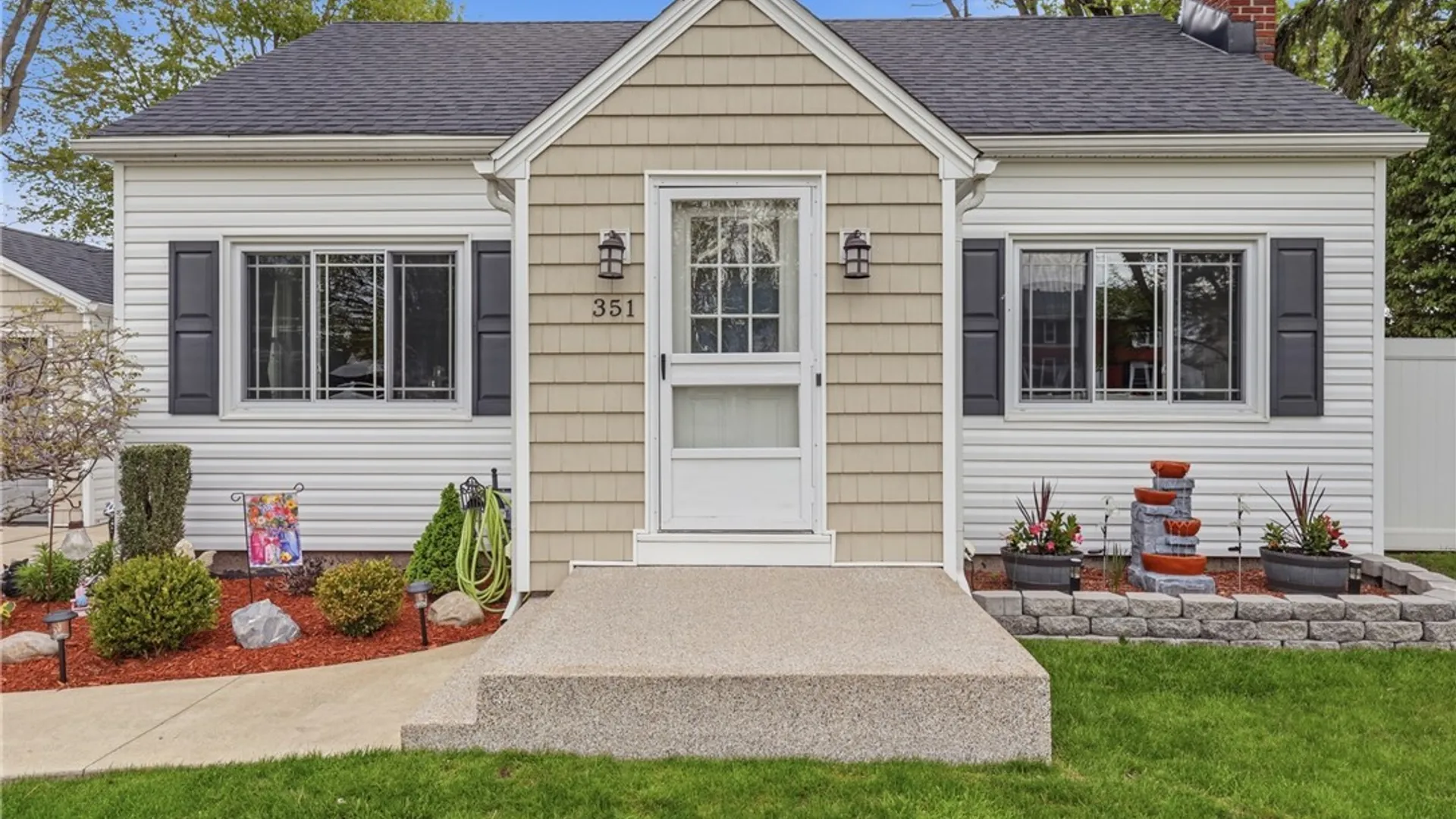 Property at 351 Ashford Avenue, Tonawanda, NY 14150 3