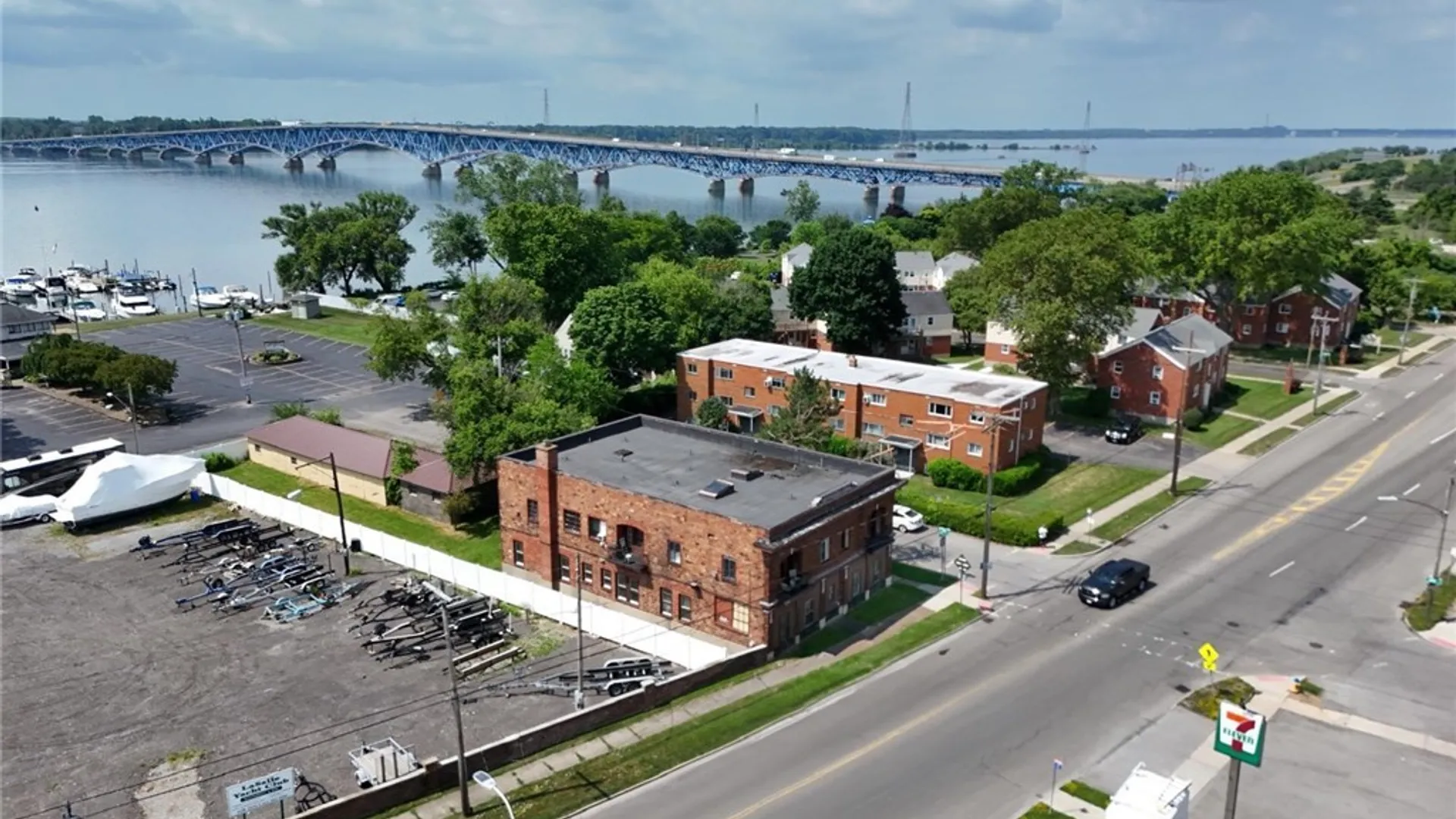 Property at 6801 Buffalo Avenue, Niagara Falls, NY 14304 13