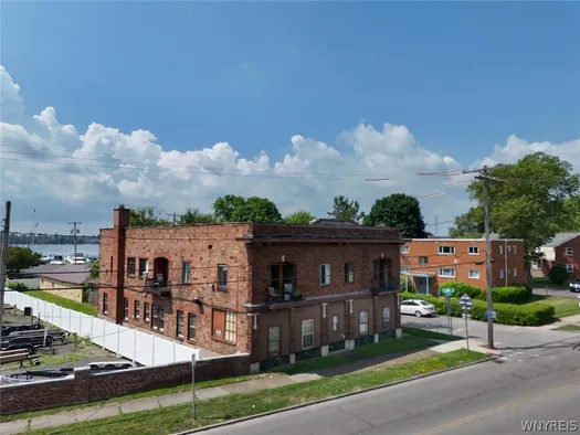 Property at 6801 Buffalo Avenue, Niagara Falls, NY 14304