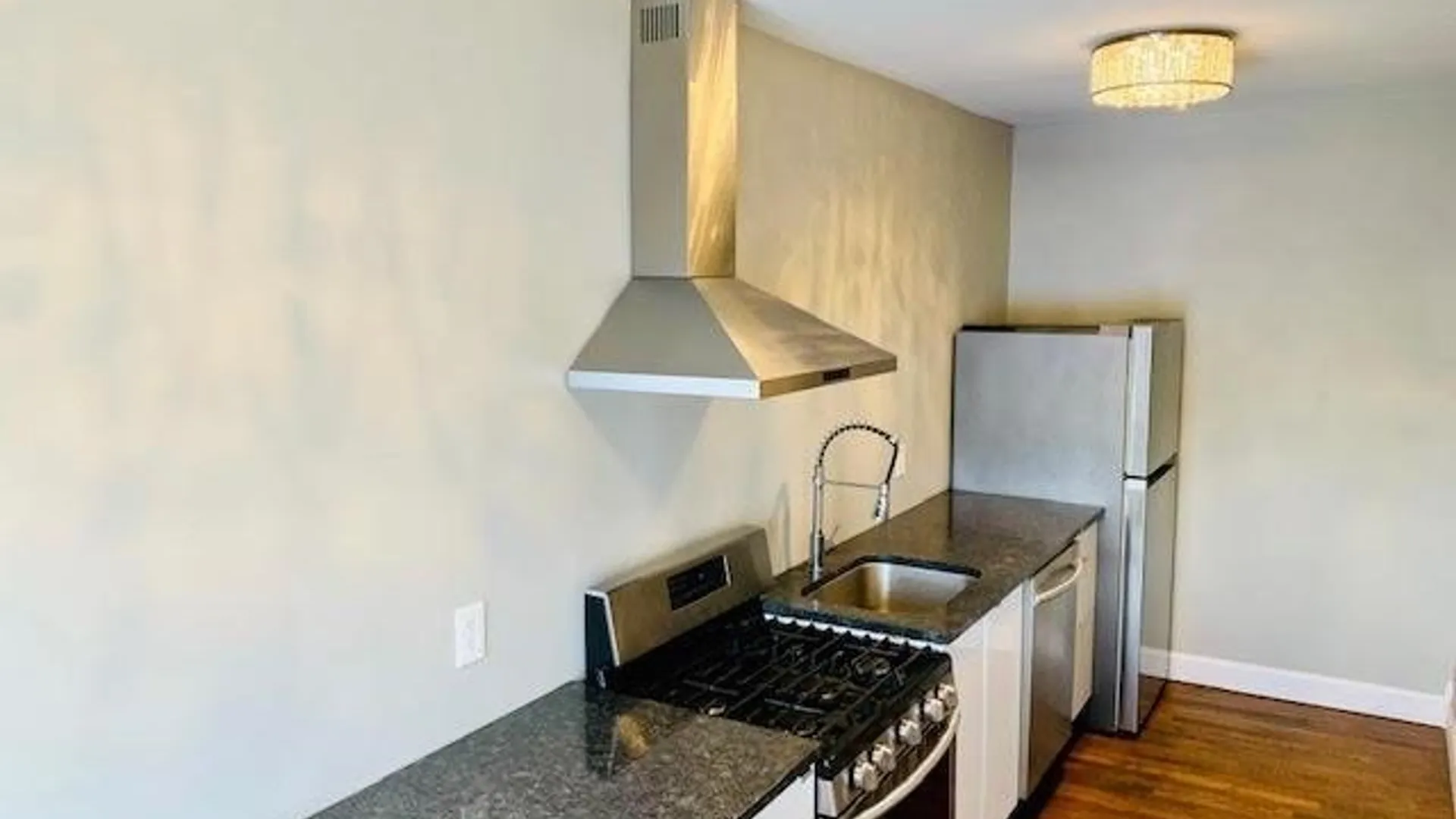 Property at 6801 Buffalo Avenue, Niagara Falls, NY 14304 24