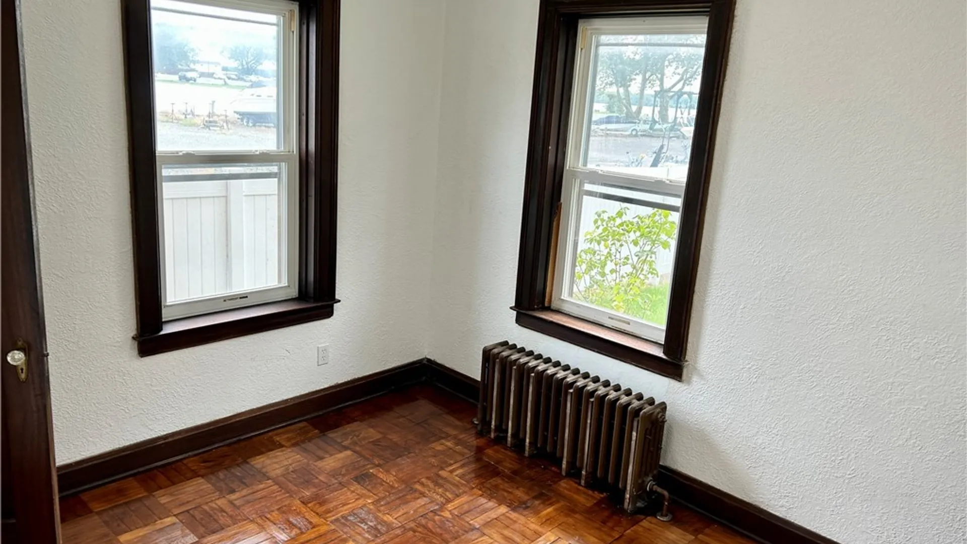 Property at 6801 Buffalo Avenue, Niagara Falls, NY 14304 35