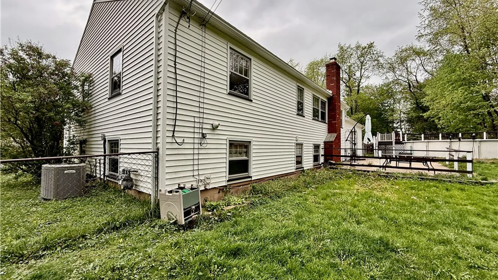 Property at 27 Bright Oaks Circle, Chili, NY 14624 23