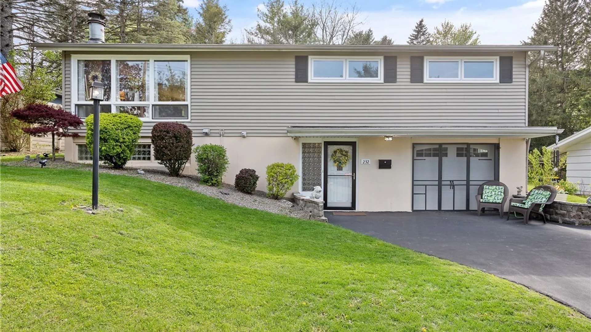 Property at 232 Wynnfield Drive, Camillus, NY 13219 2