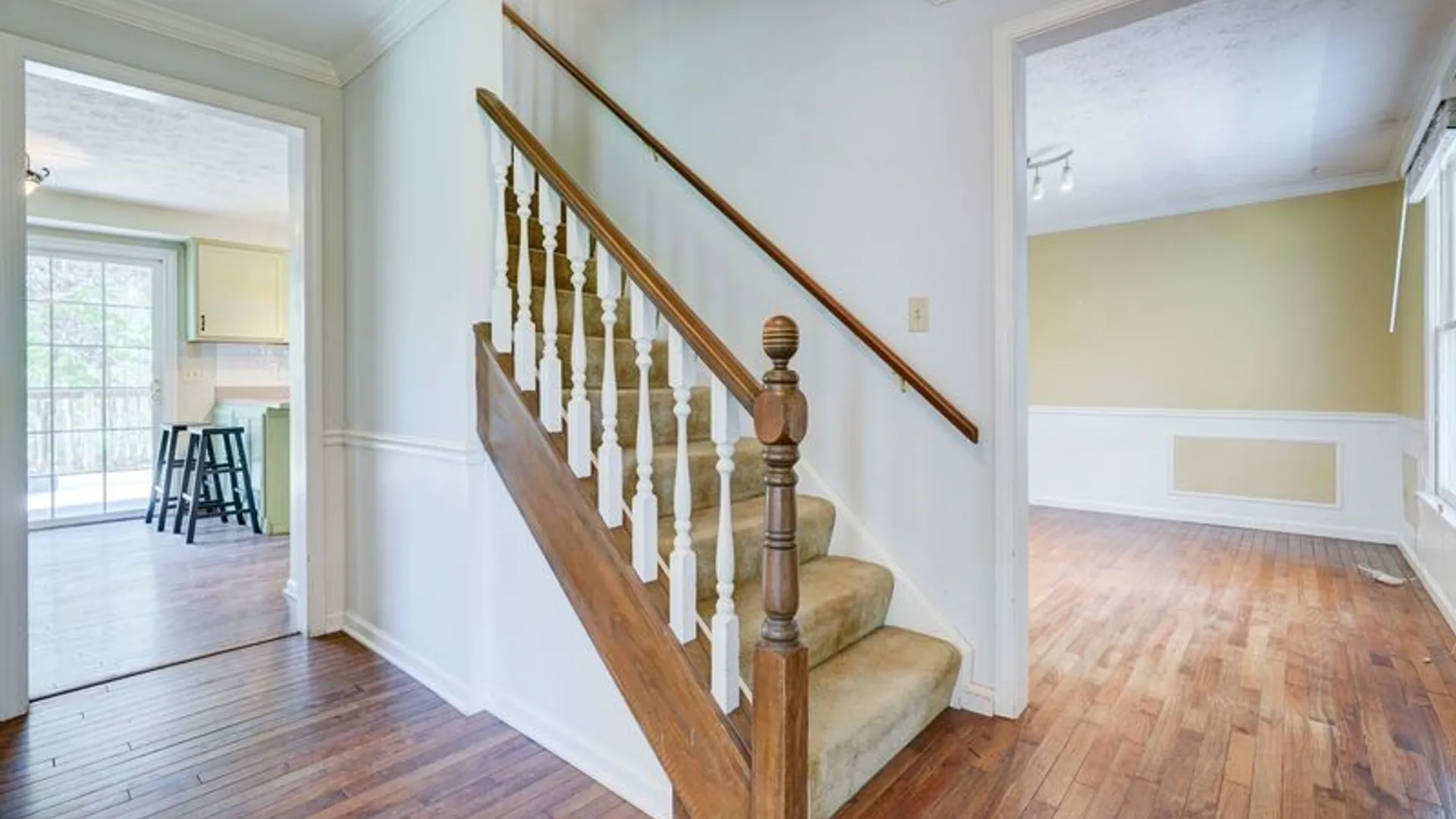 Property at 44 Latchmere Drive, Victor, NY 14564 6