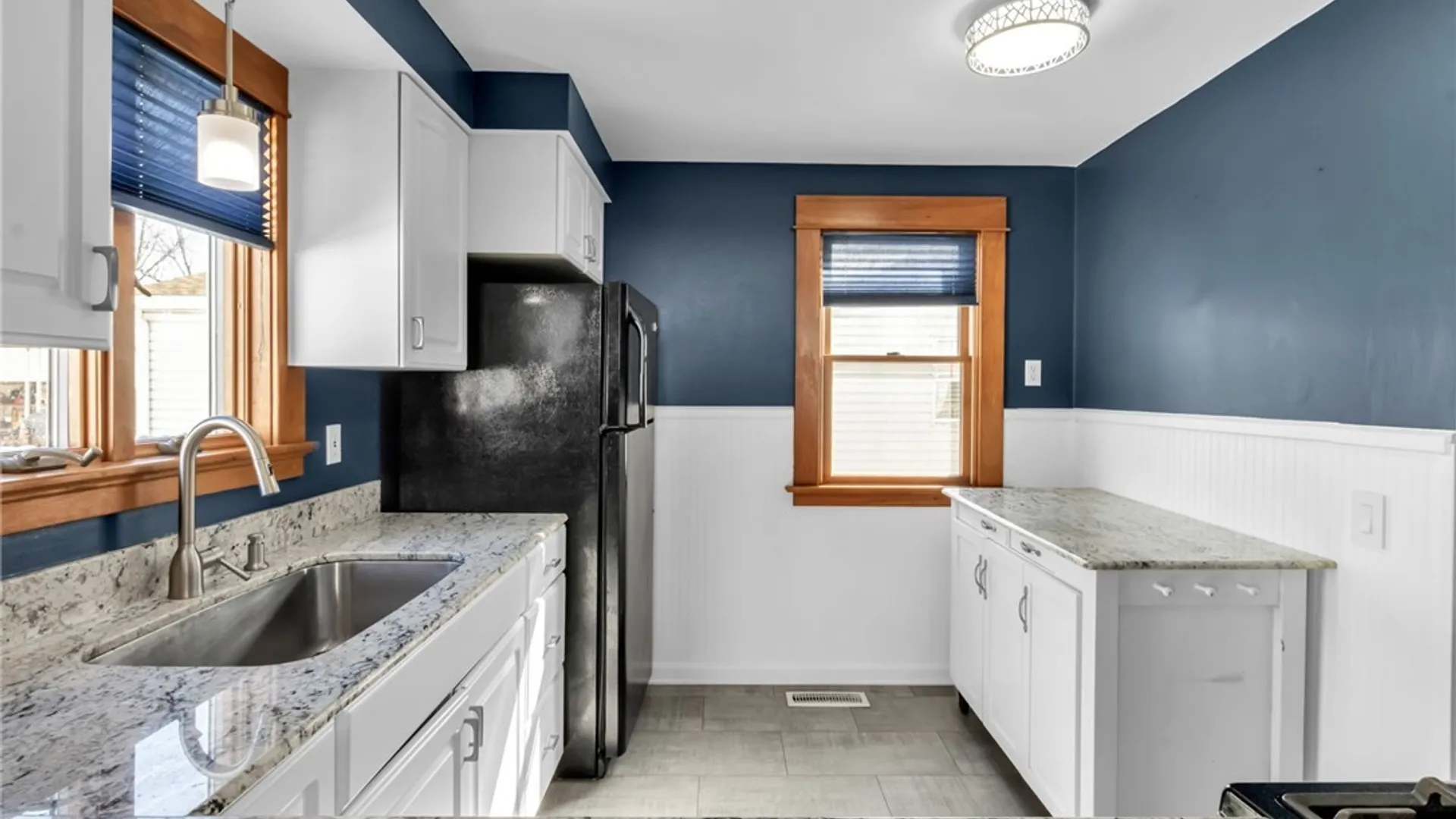 Property at 40 Norwood Drive, West Seneca, NY 14224 14