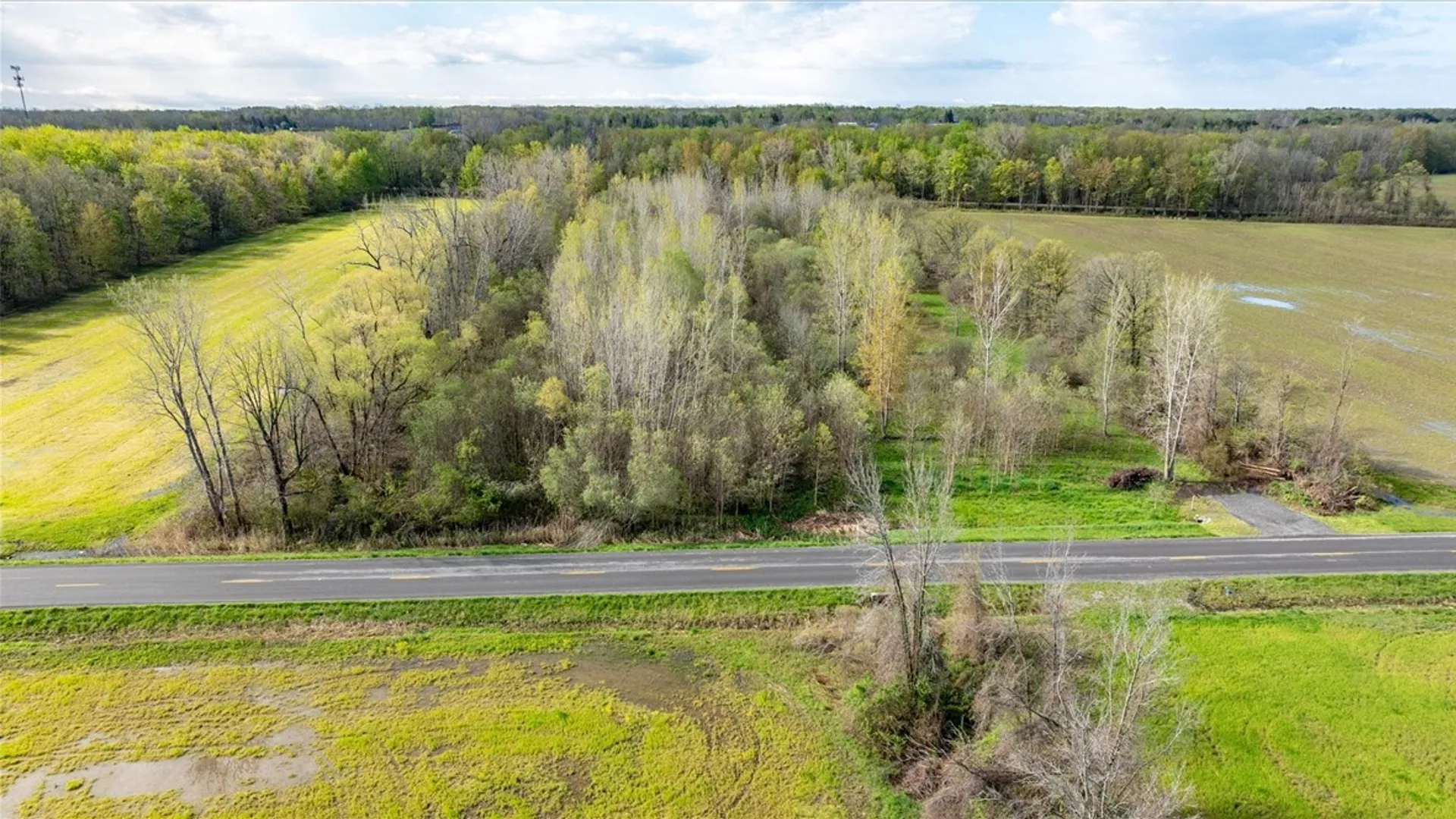 Property at 16126 Telegraph Road, Murray, NY 14470 3
