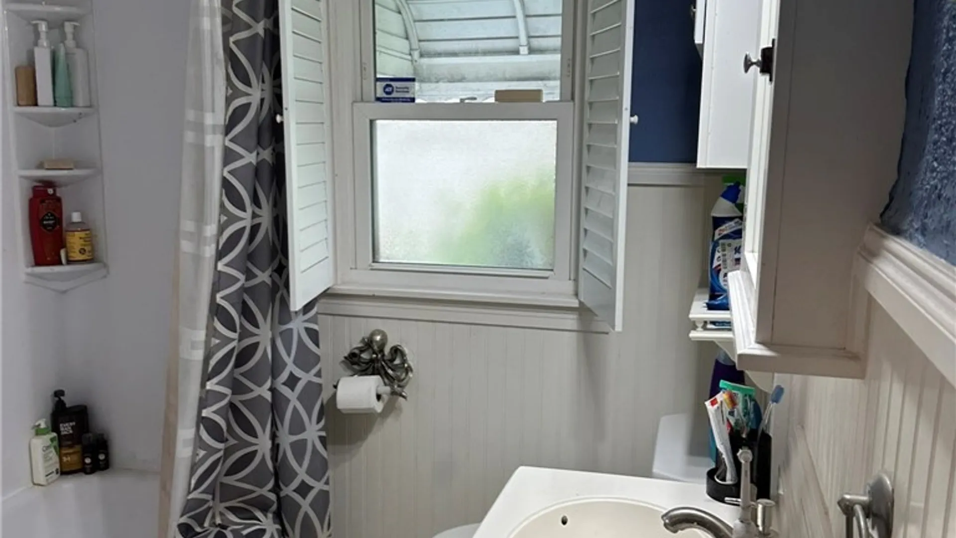Property at 688 78th Street, Niagara Falls, NY 14304 16