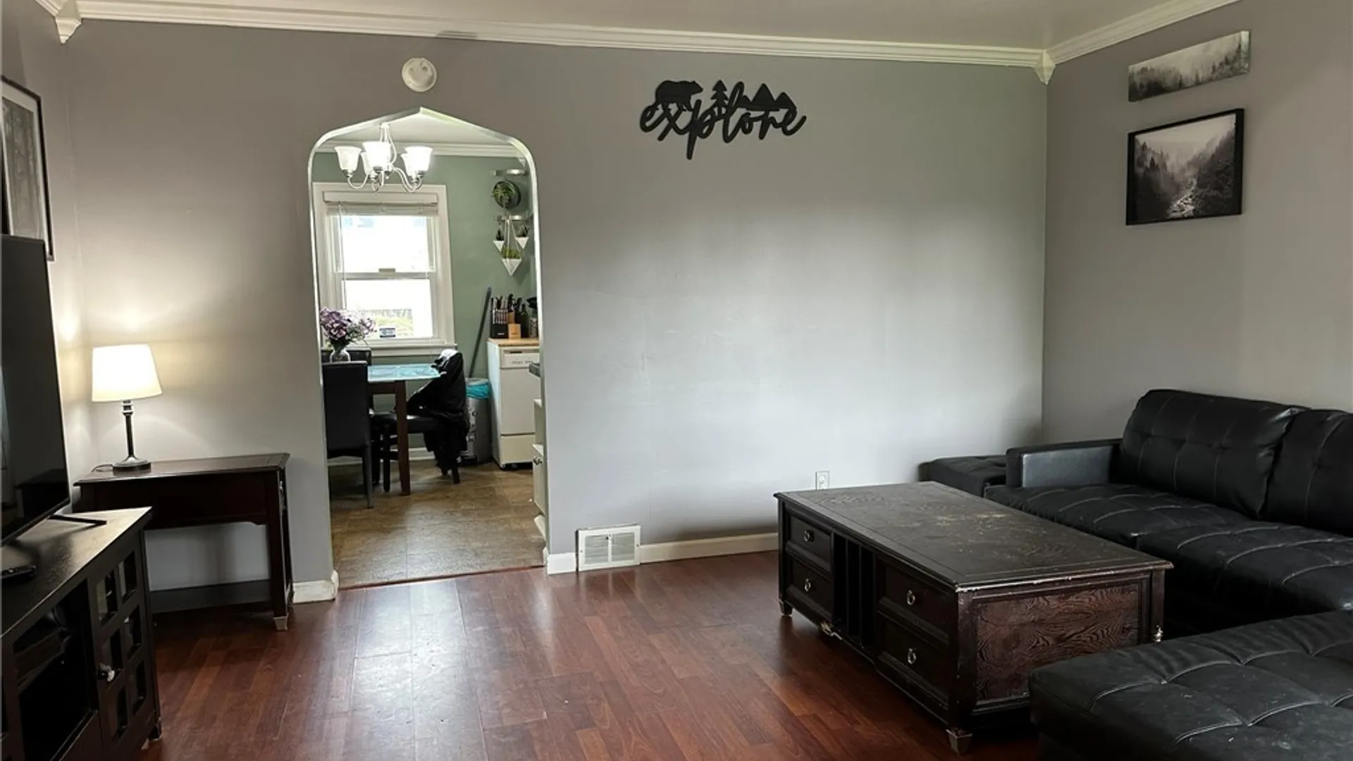 Property at 688 78th Street, Niagara Falls, NY 14304 4