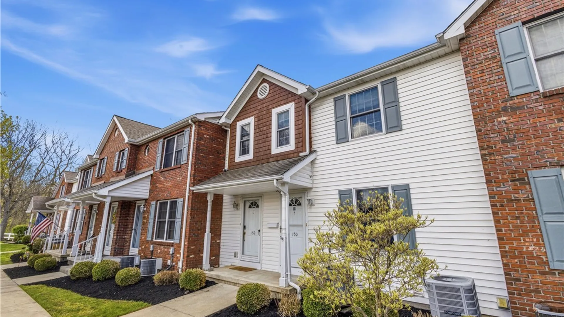 Property at 152 Olde Stone Lane, Lancaster, NY 14086 2