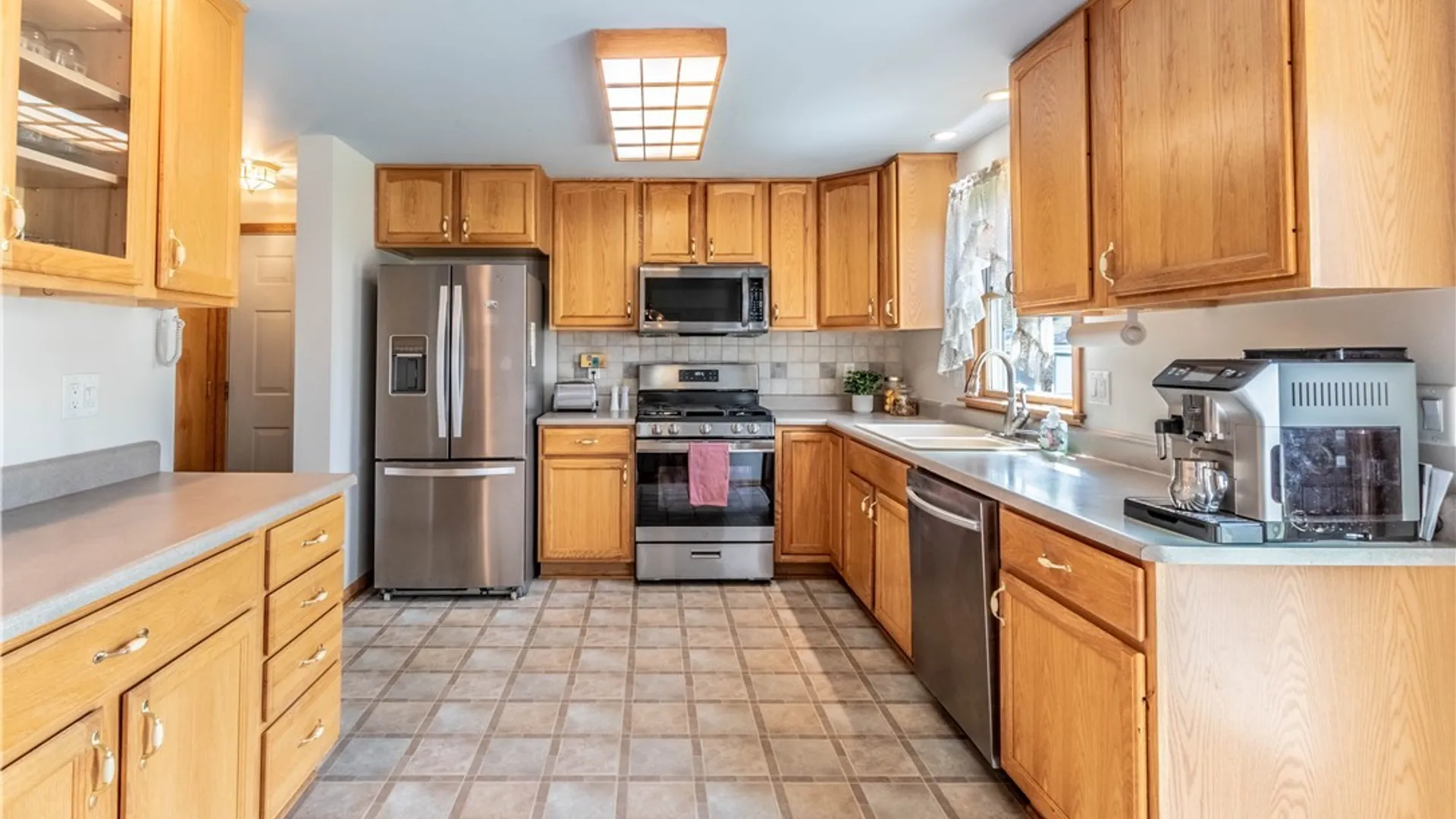 Property at 84 Paige Avenue, Tonawanda, NY 14223 13