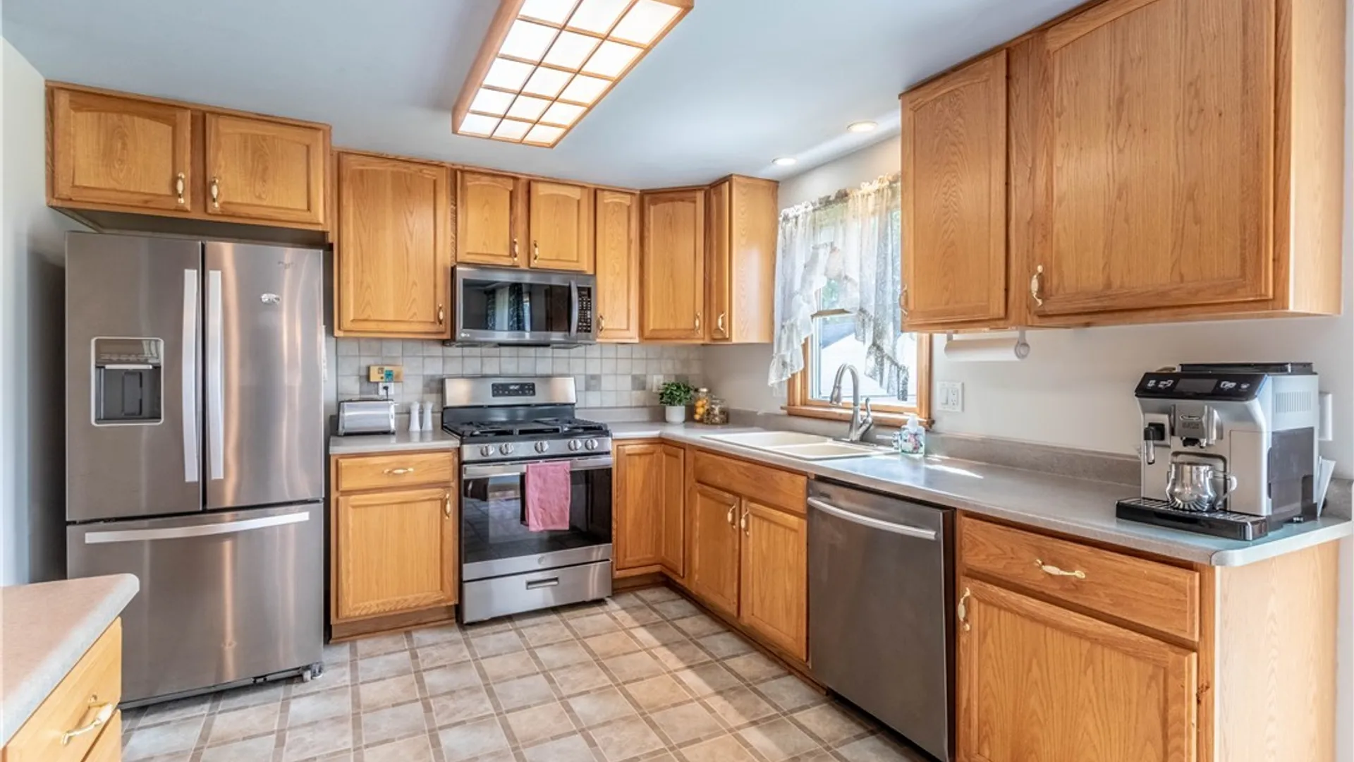Property at 84 Paige Avenue, Tonawanda, NY 14223 15