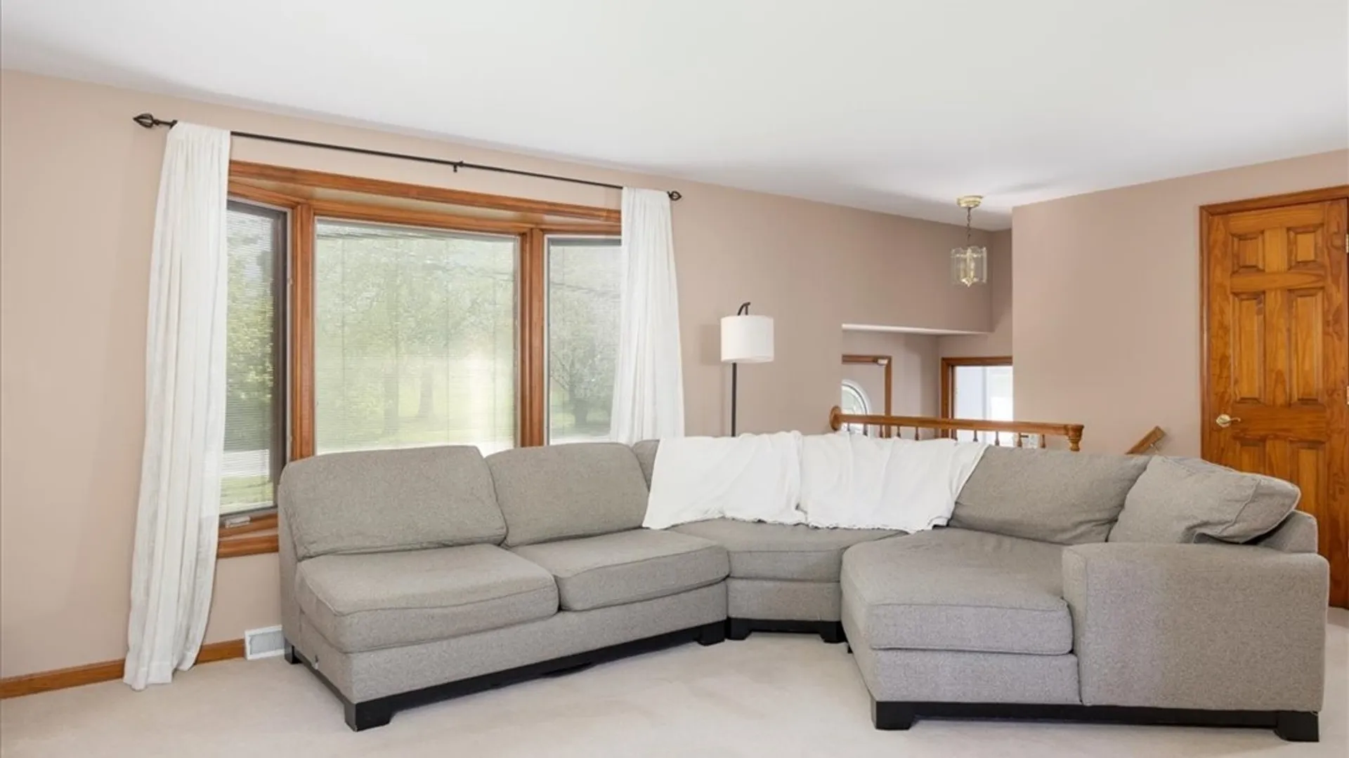 Property at 76 Frankhauser Road, Amherst, NY 14221 4