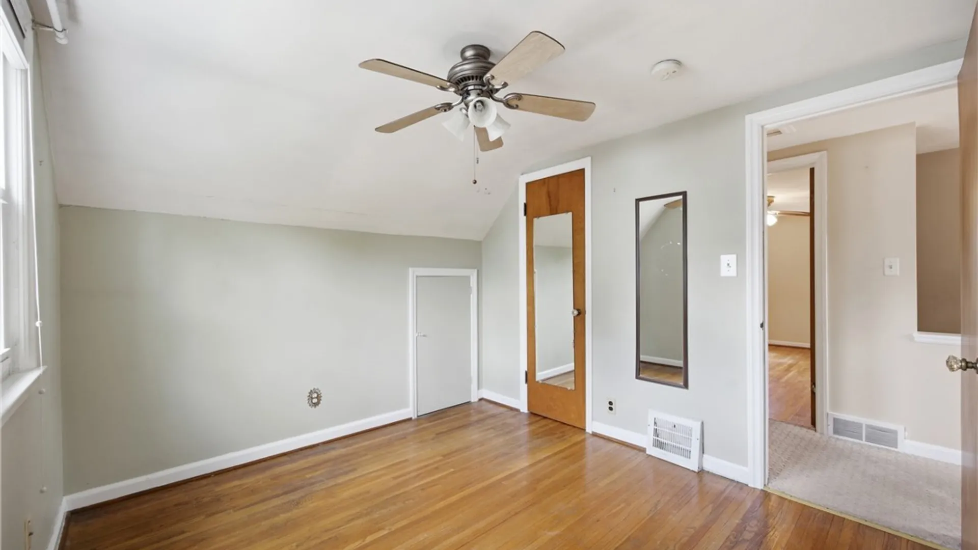 Property at 115 Colvinhurst Drive, Tonawanda, NY 14223 29