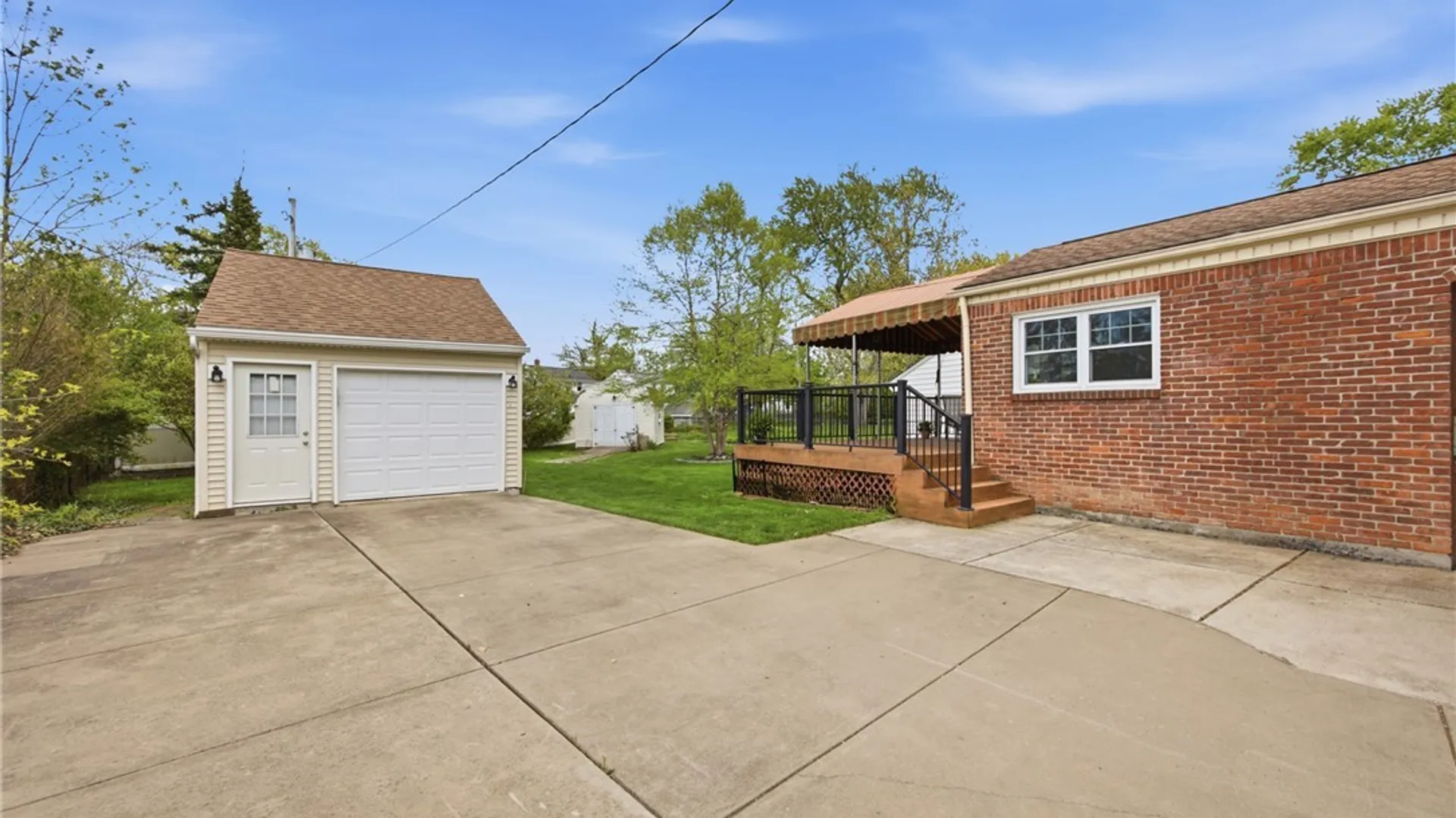 Property at 115 Colvinhurst Drive, Tonawanda, NY 14223 39