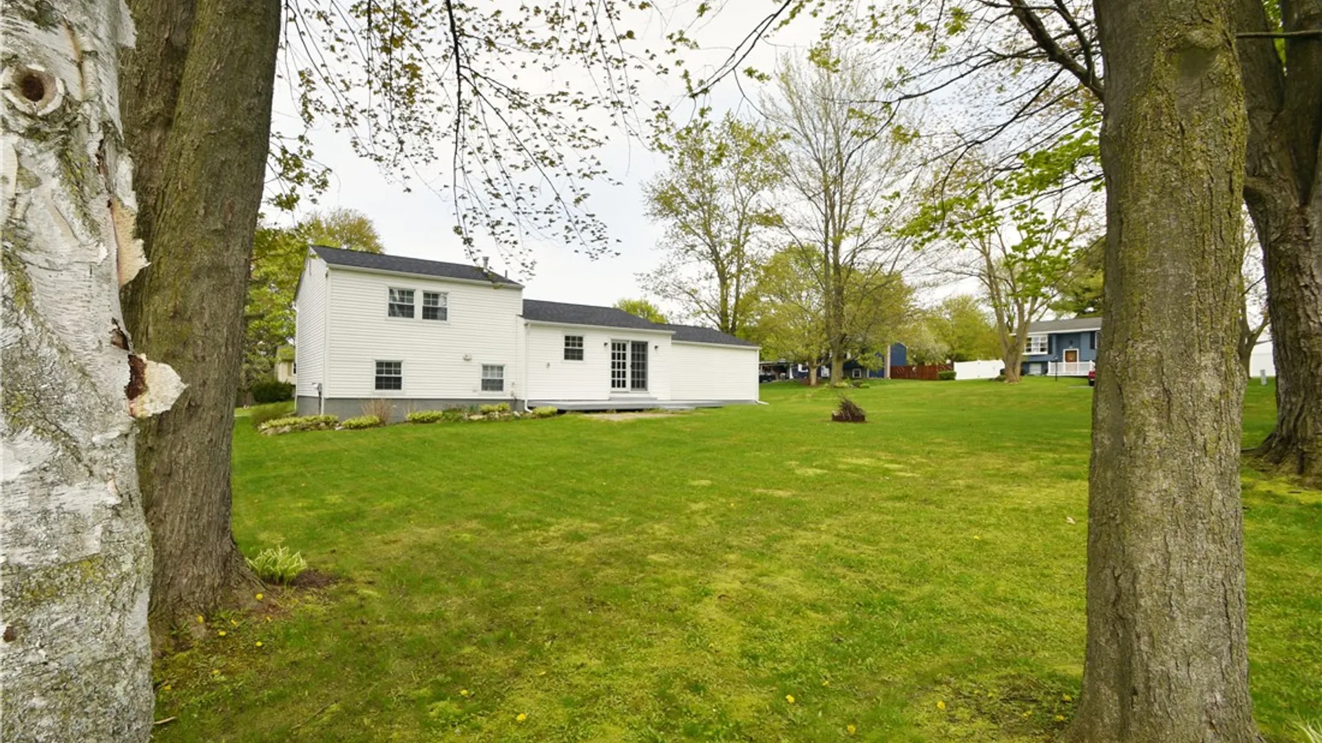 Property at 3 Cascade Road, Henrietta, NY 14586 31