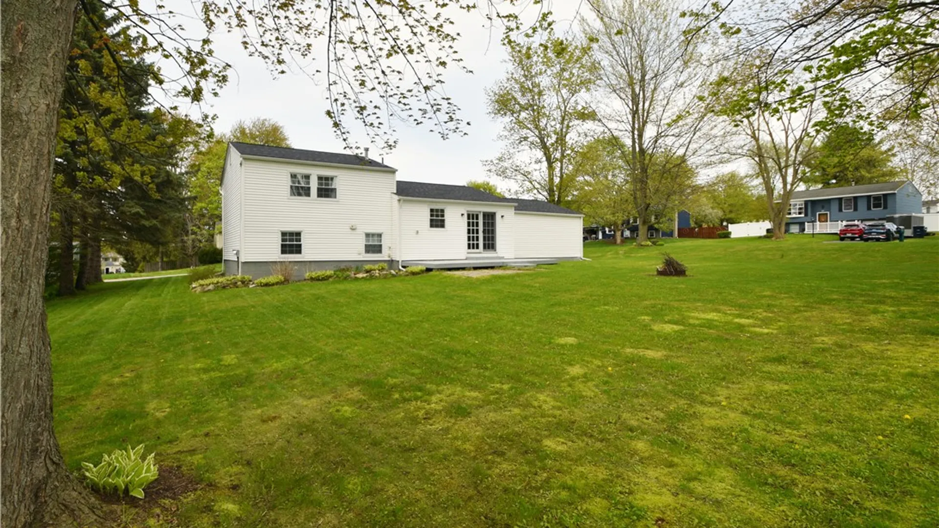 Property at 3 Cascade Road, Henrietta, NY 14586 32