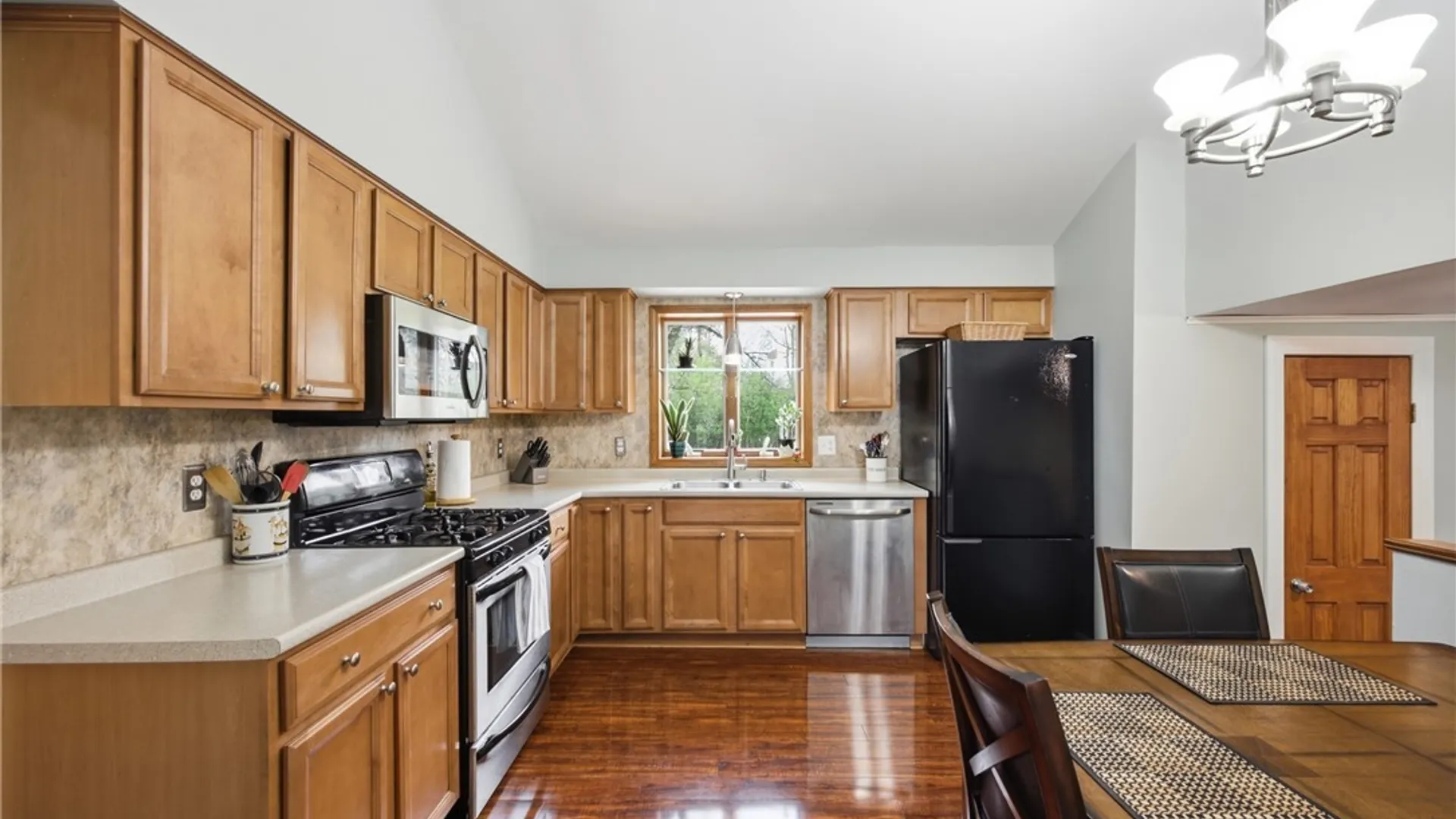 Property at 34 Windmill Road, West Seneca, NY 14218 13