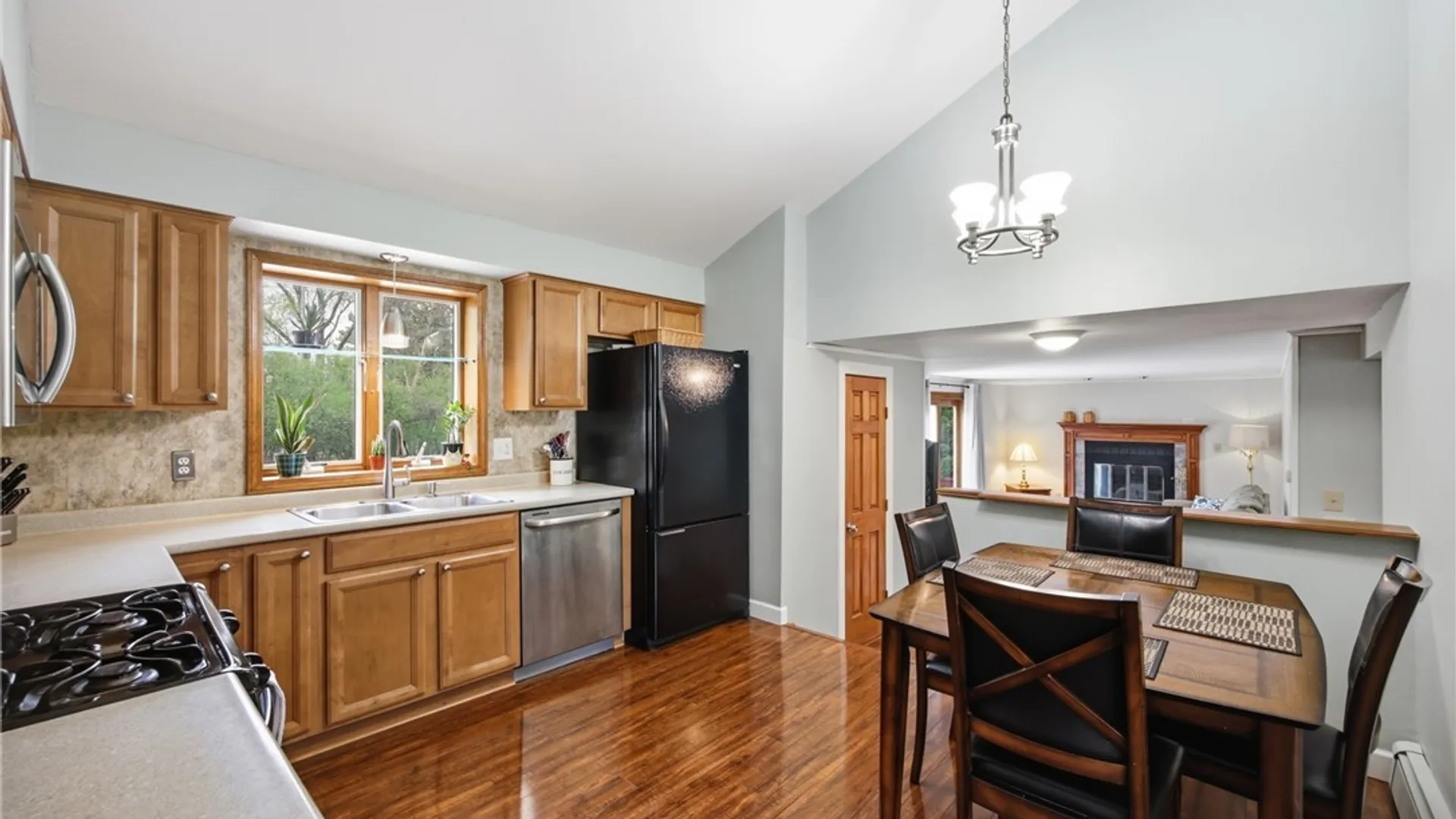 Property at 34 Windmill Road, West Seneca, NY 14218 14