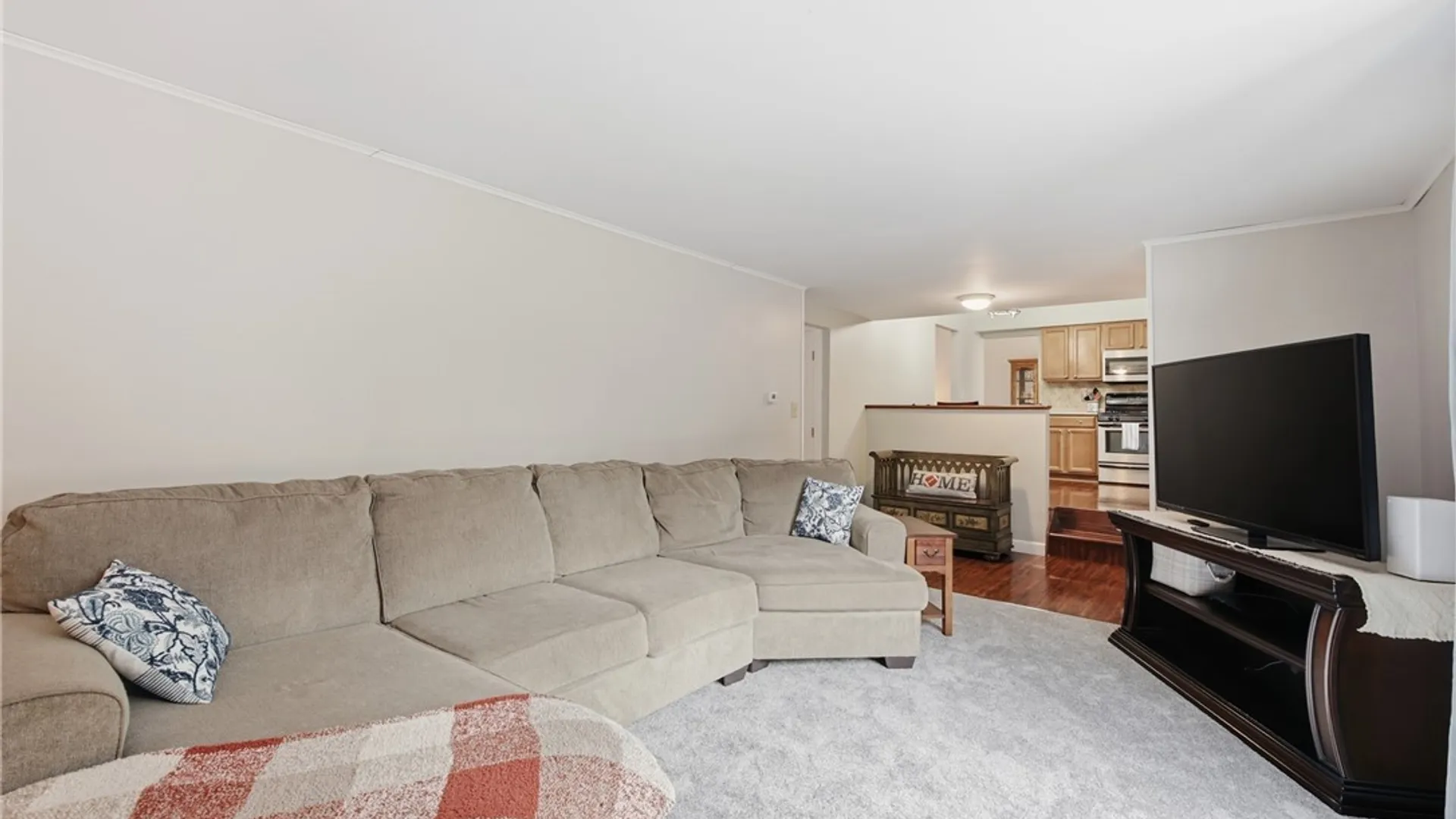 Property at 34 Windmill Road, West Seneca, NY 14218 20