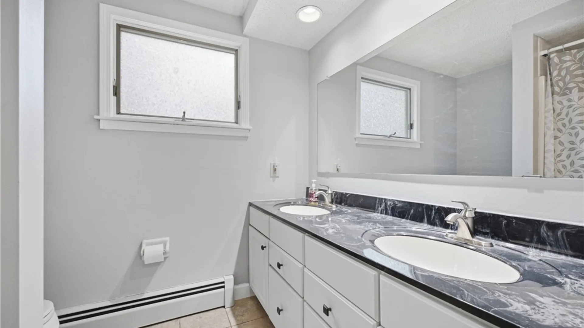 Property at 34 Windmill Road, West Seneca, NY 14218 27