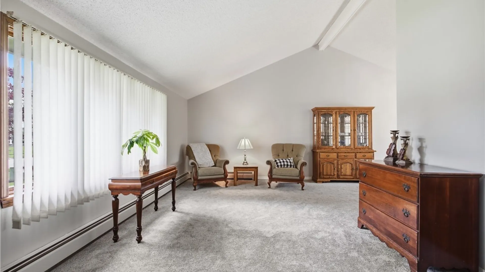 Property at 34 Windmill Road, West Seneca, NY 14218 6