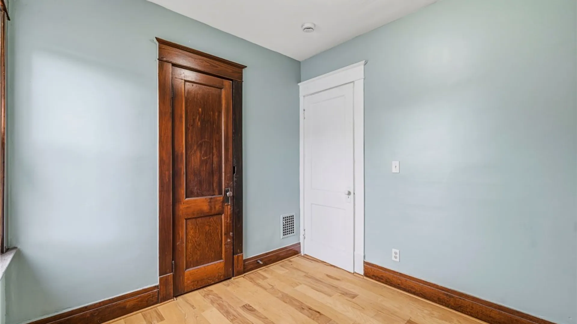Property at 162 Woodside Avenue, Buffalo, NY 14220 27