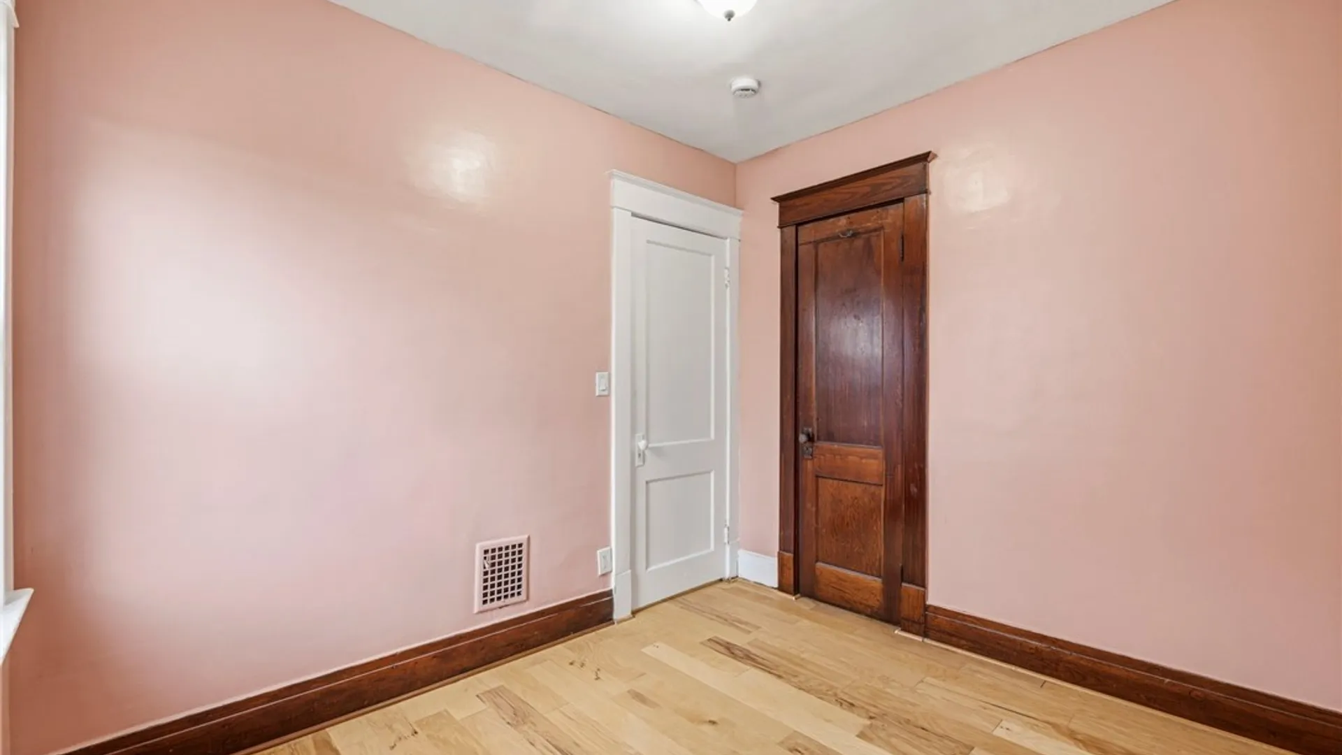 Property at 162 Woodside Avenue, Buffalo, NY 14220 31
