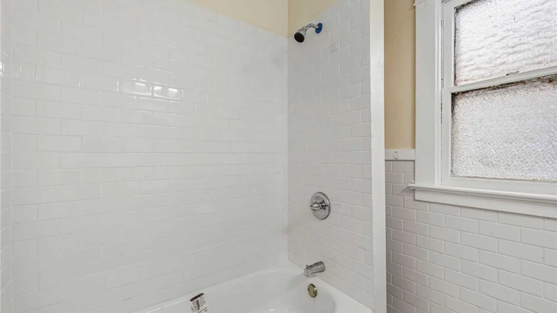 Property at 162 Woodside Avenue, Buffalo, NY 14220 35