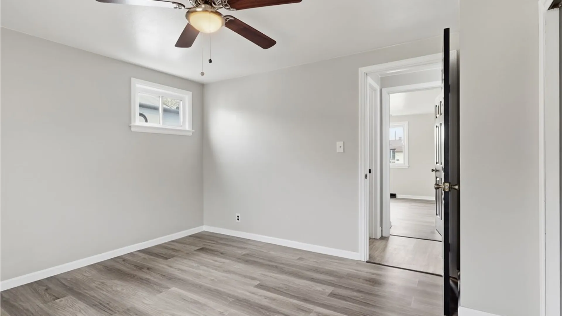 Property at 24 Patton Lane, Cheektowaga, NY 14225 18