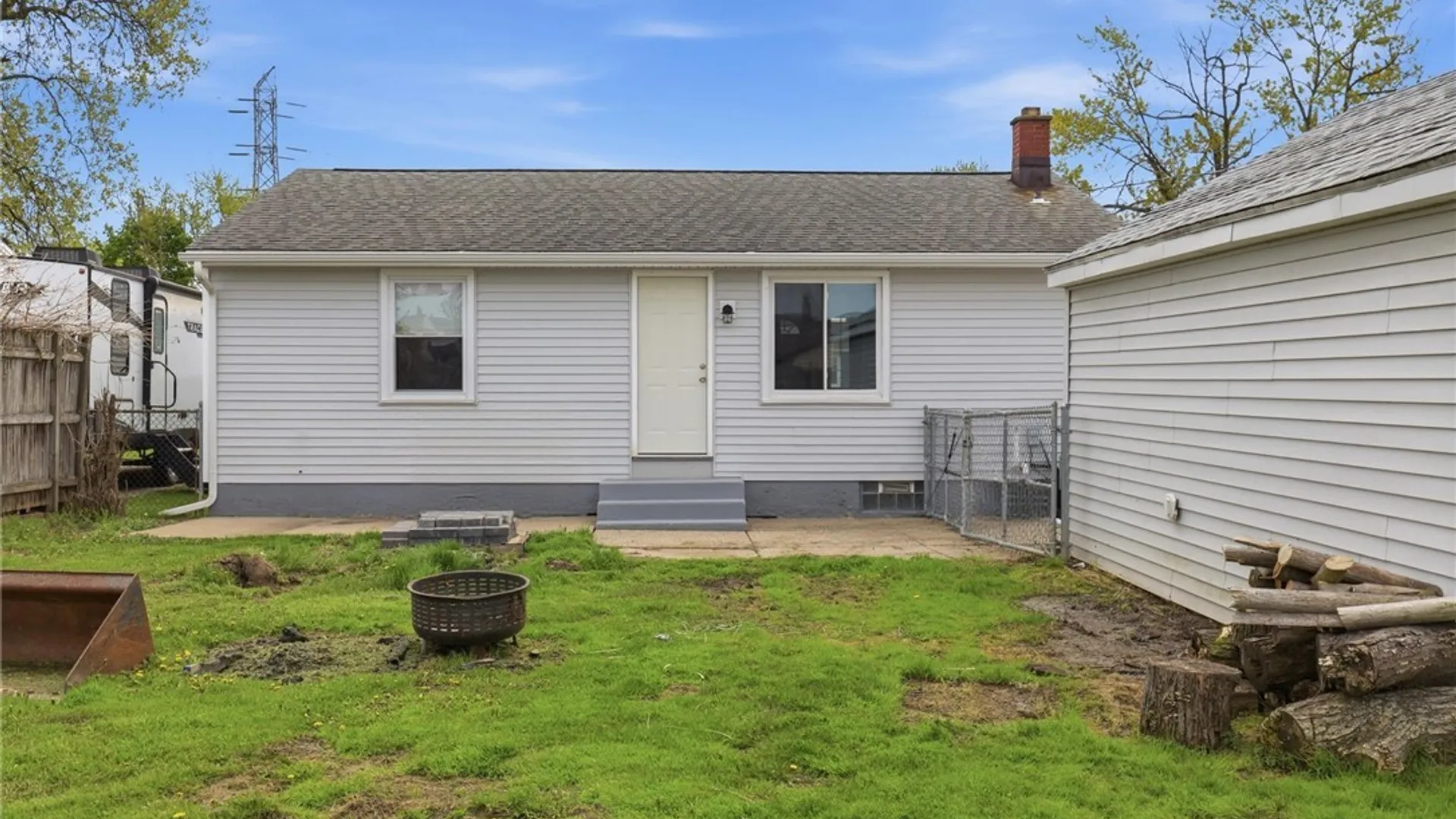 Property at 24 Patton Lane, Cheektowaga, NY 14225 28