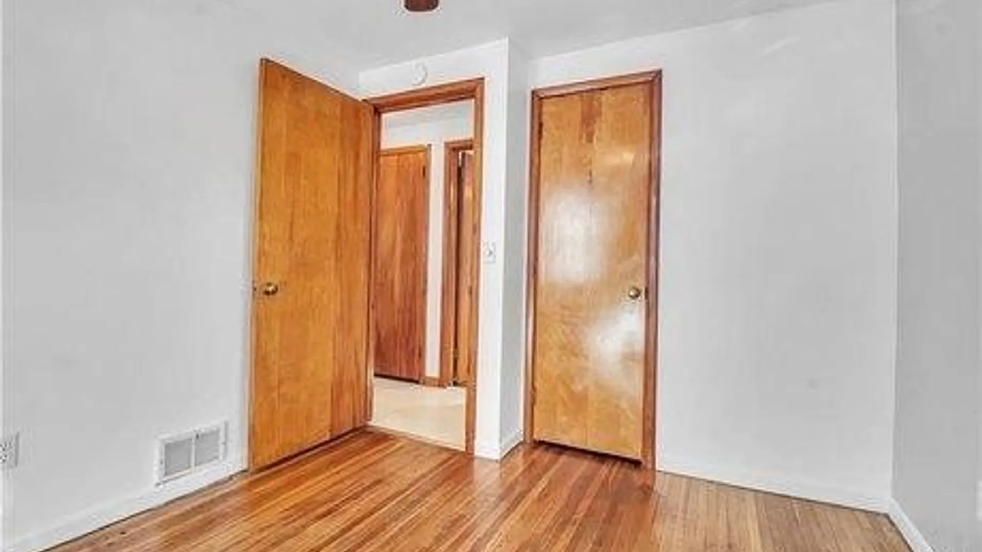 Property at 17 Houston Street, Buffalo, NY 14220 11